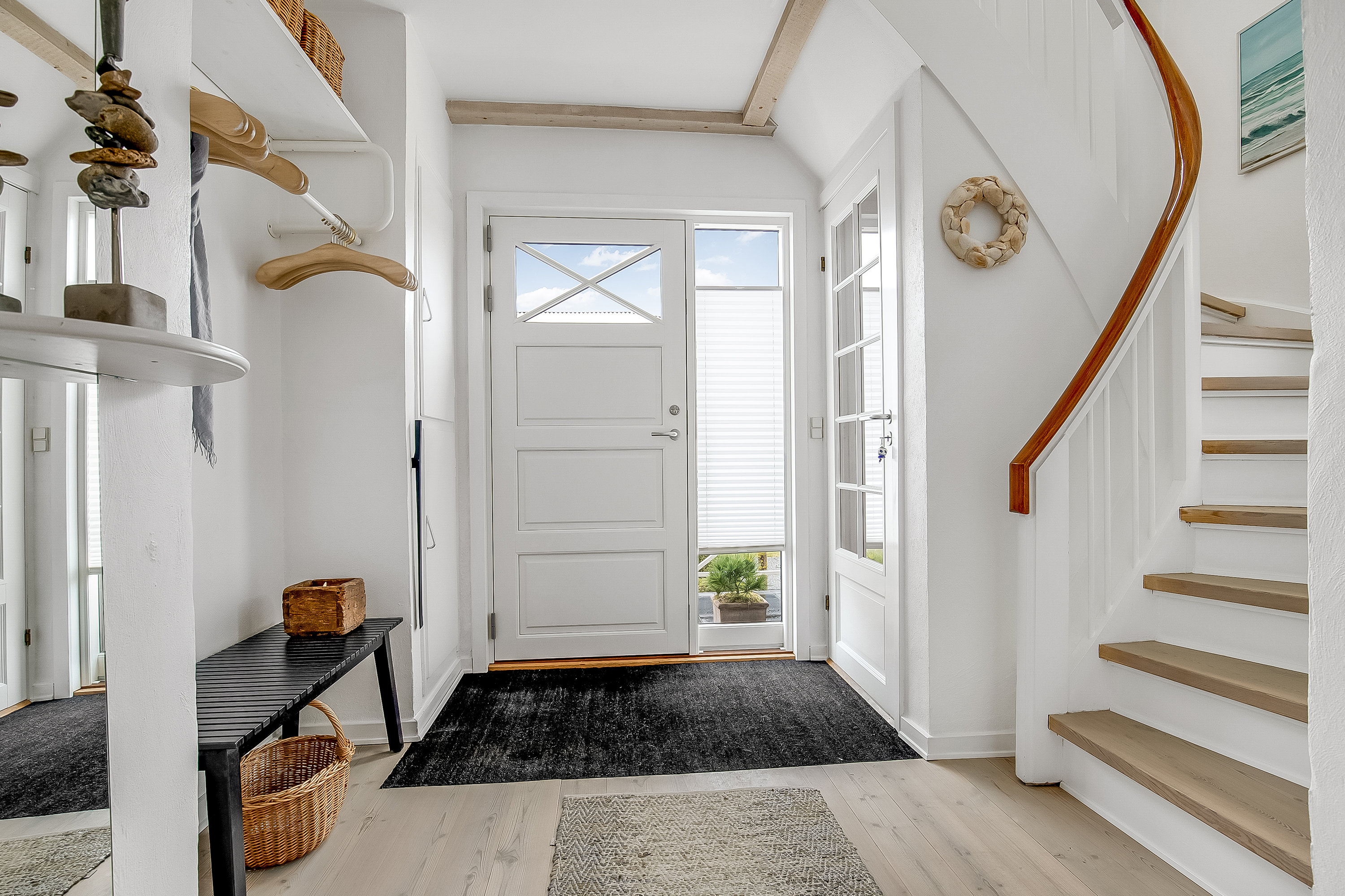 Fremhævet entré billede i fuldskærmstilstand. Billede af Elsdyrvej 2, 7100 Vejle