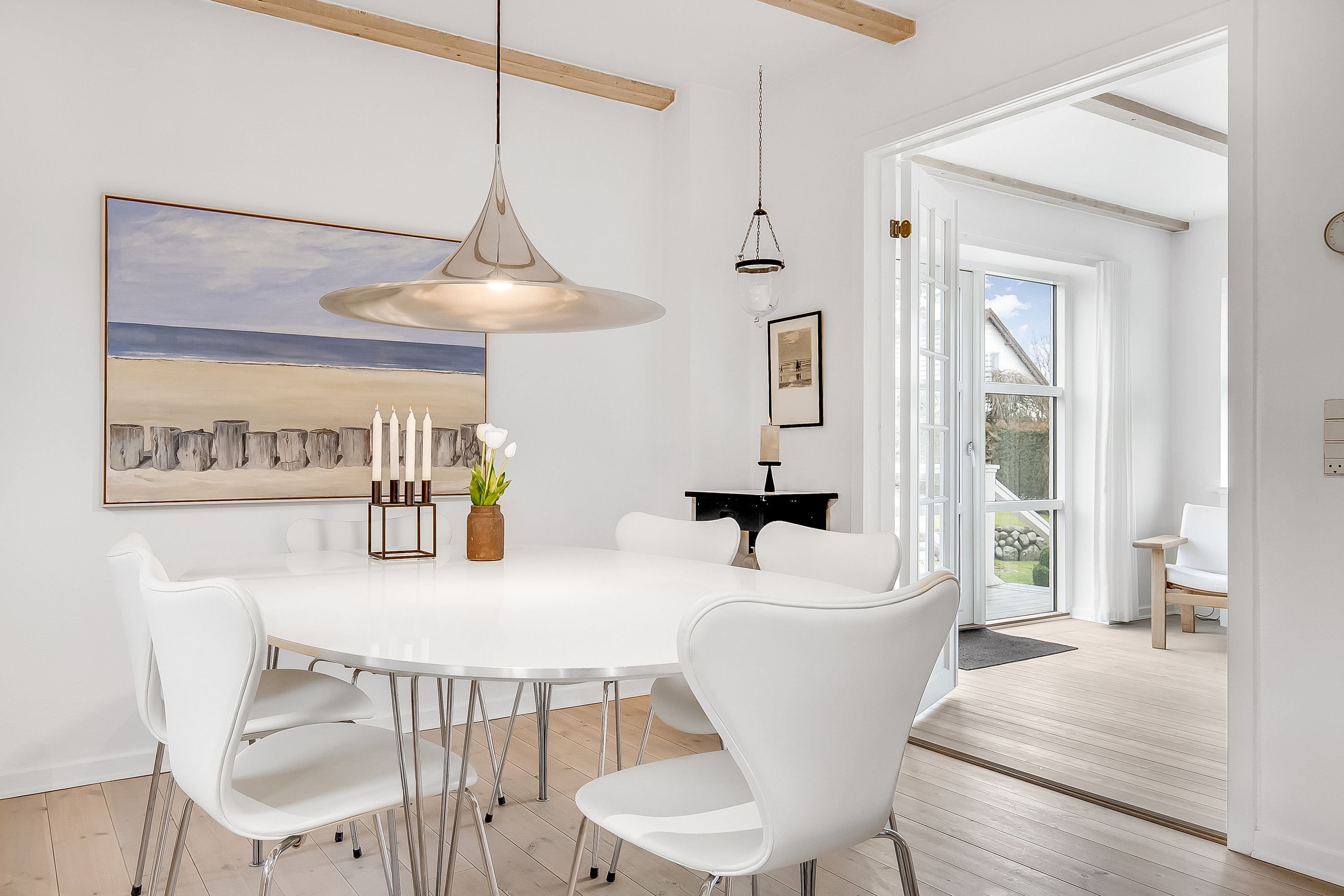 Fremhævet køkken alrum billede i fuldskærmstilstand. Billede af Elsdyrvej 2, 7100 Vejle