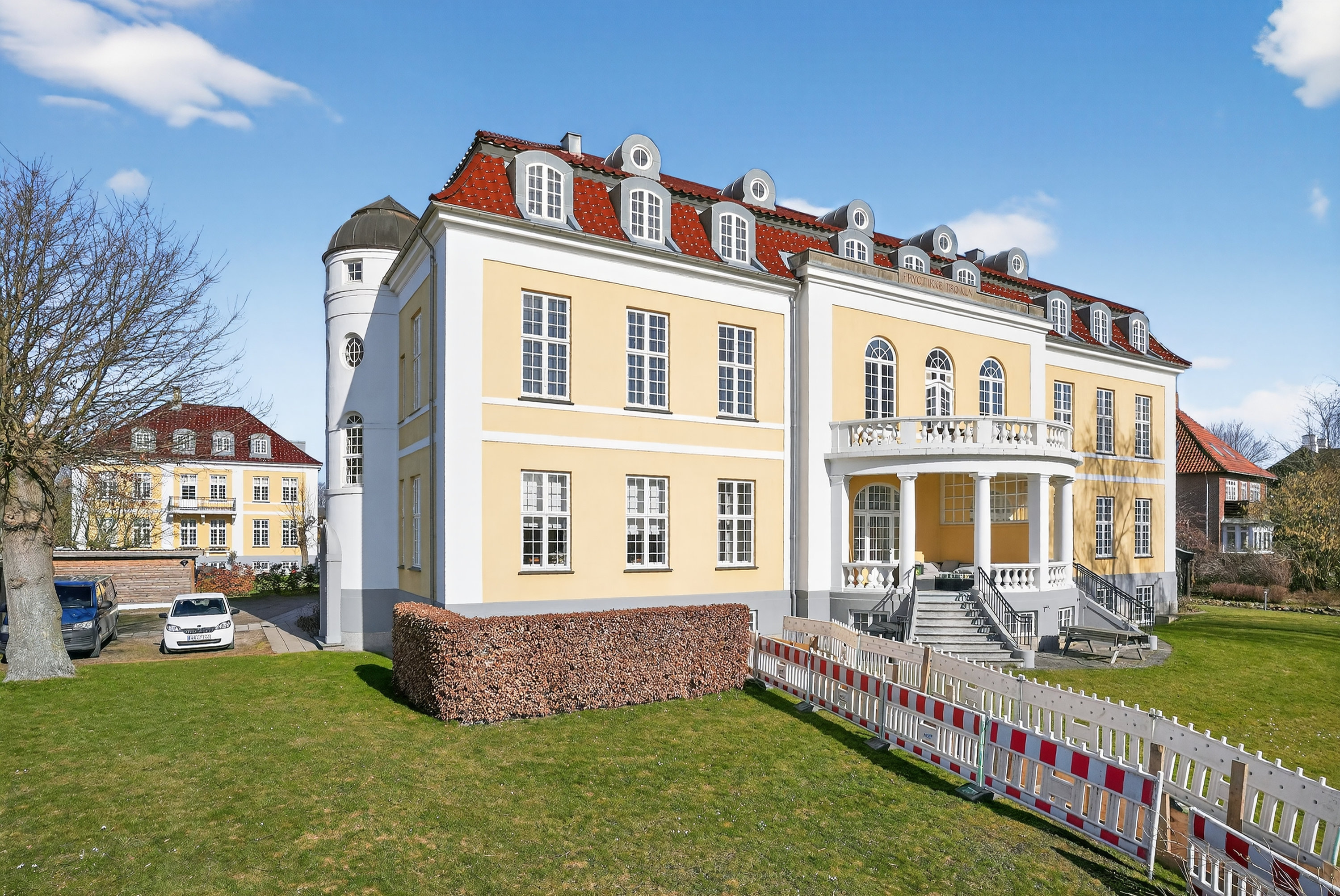 Miniaturebillede 2: ejendommen. Billede af Strandagervej 24, 2900 Hellerup