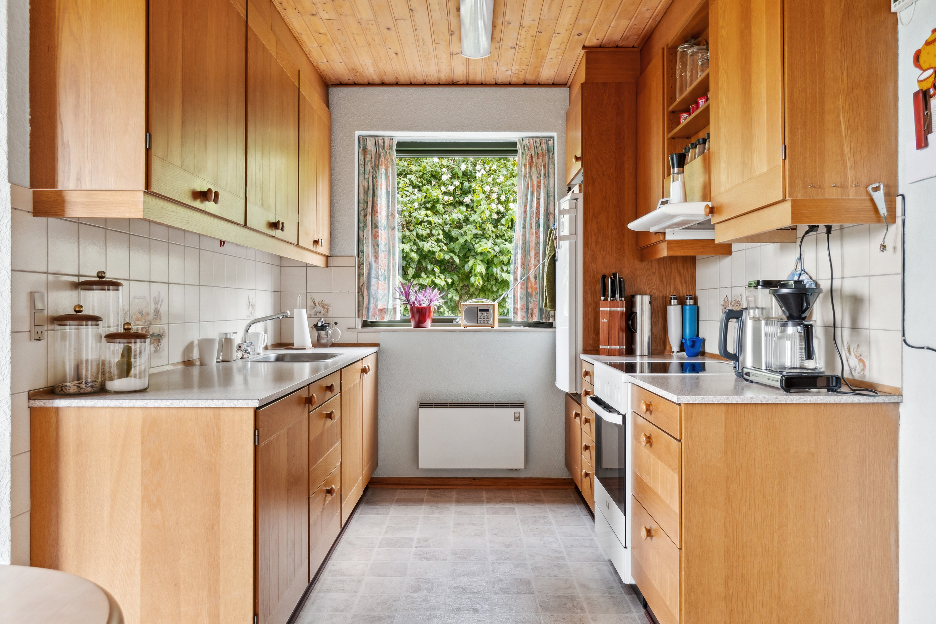 Fremhævet køkken billede i fuldskærmstilstand. Billede af Bødkervænget 8, Sæby, 4270 Høng