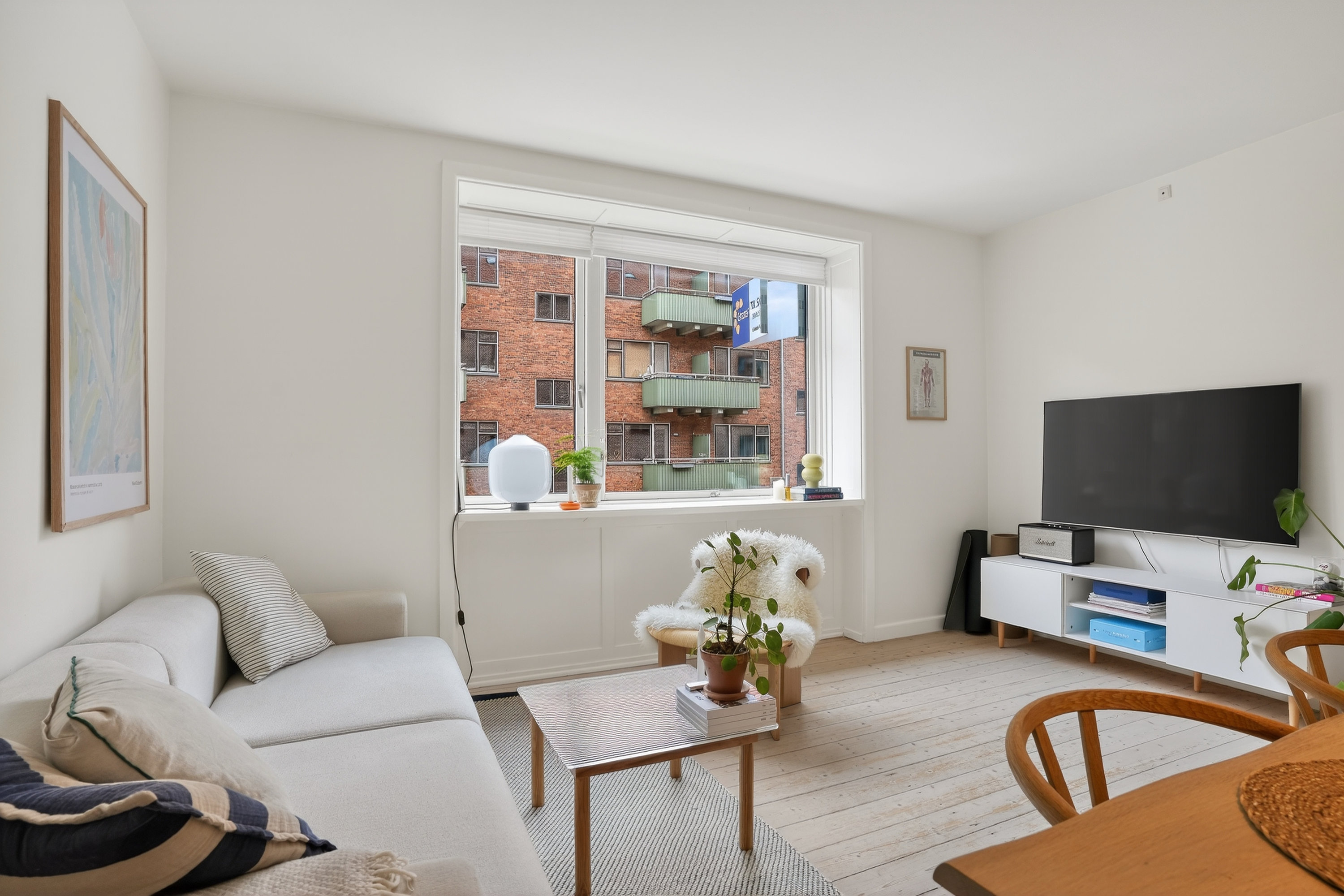 Miniaturebillede 1: stue. Billede af Horsekildevej 24, 1. th., 2500 Valby