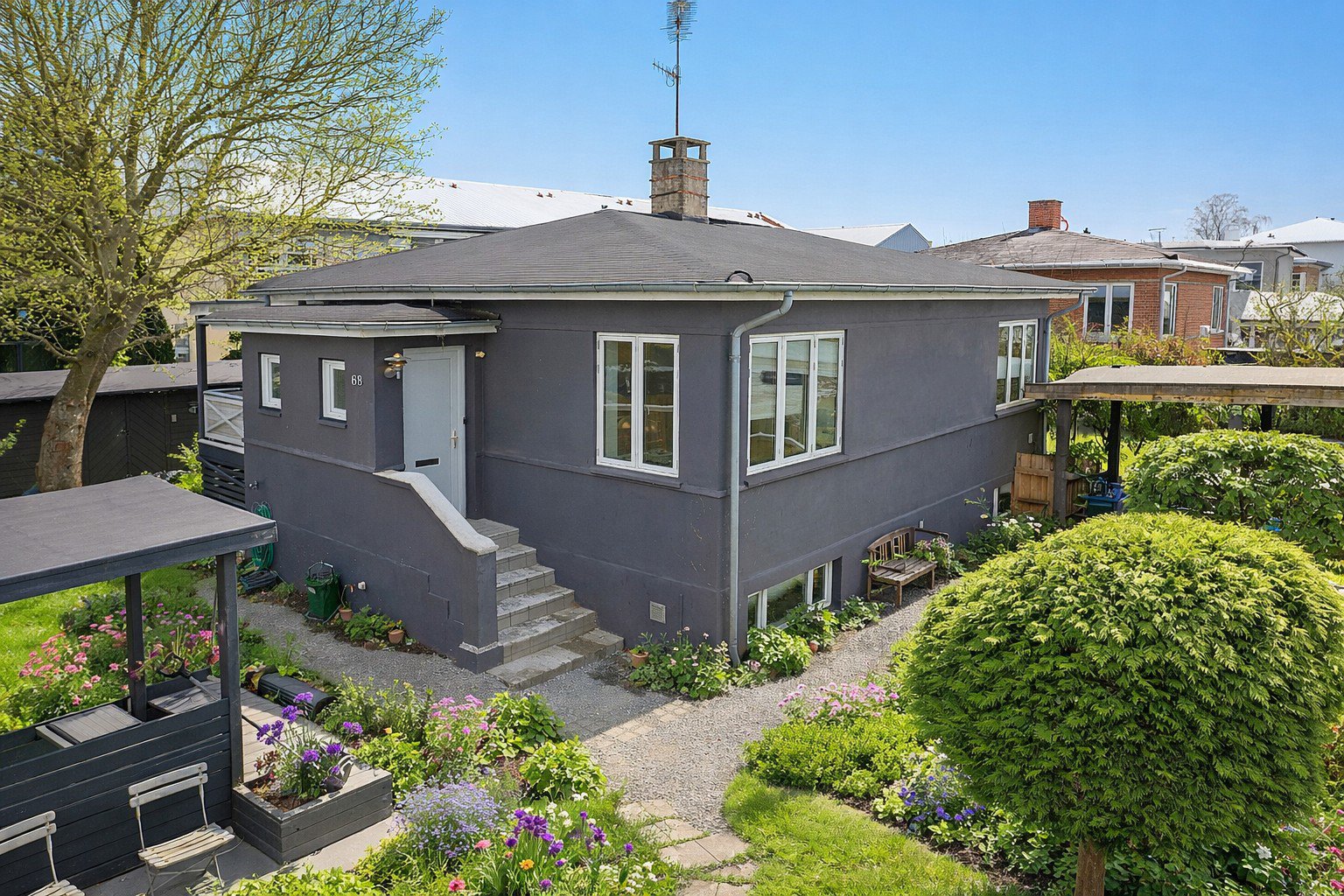 Fremhævet  billede i fuldskærmstilstand. Billede af Rosenkildevej 63, 3000 Helsingør