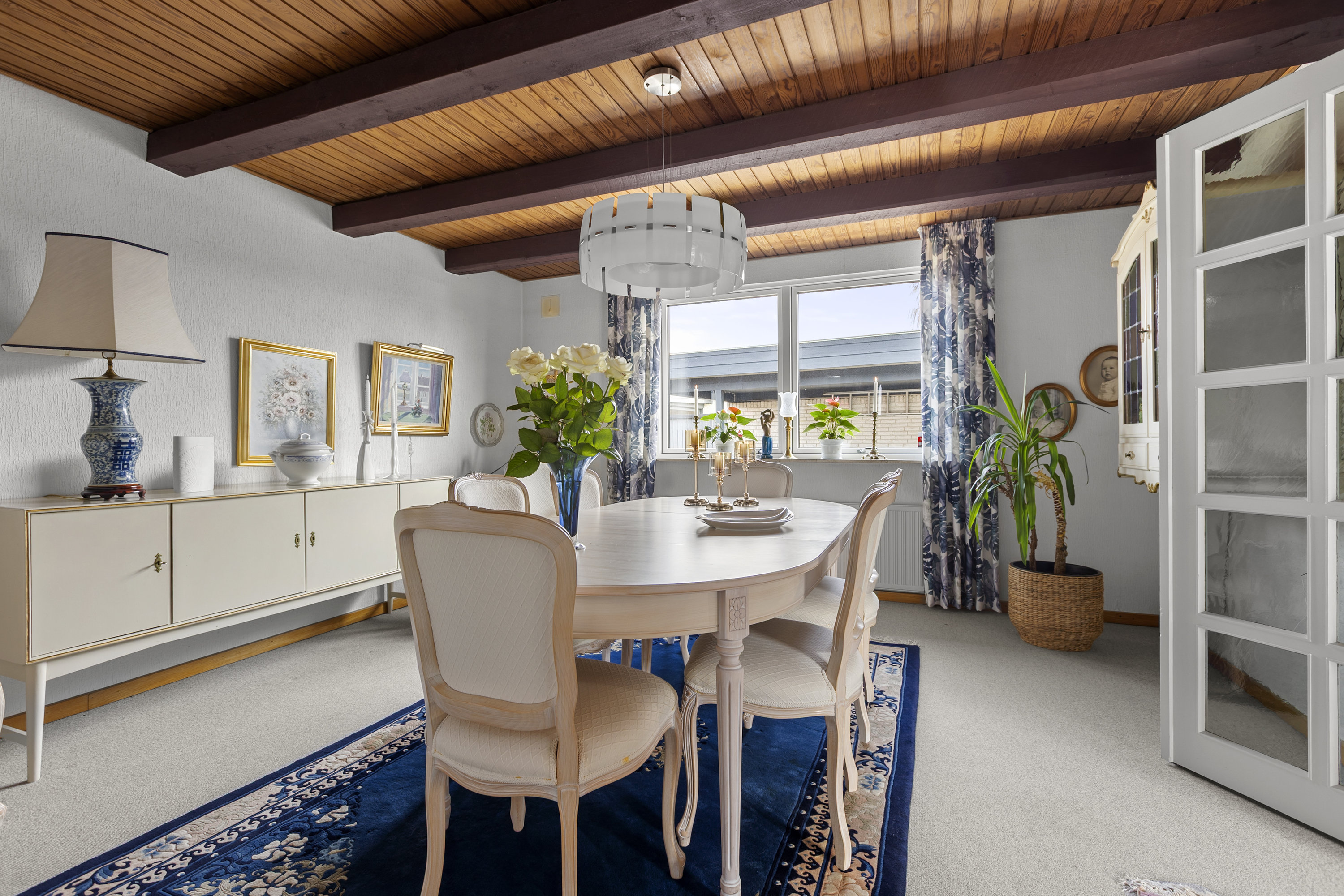 Fremhævet stue billede i fuldskærmstilstand. Billede af Hjorthøjvej 35, 4200 Slagelse