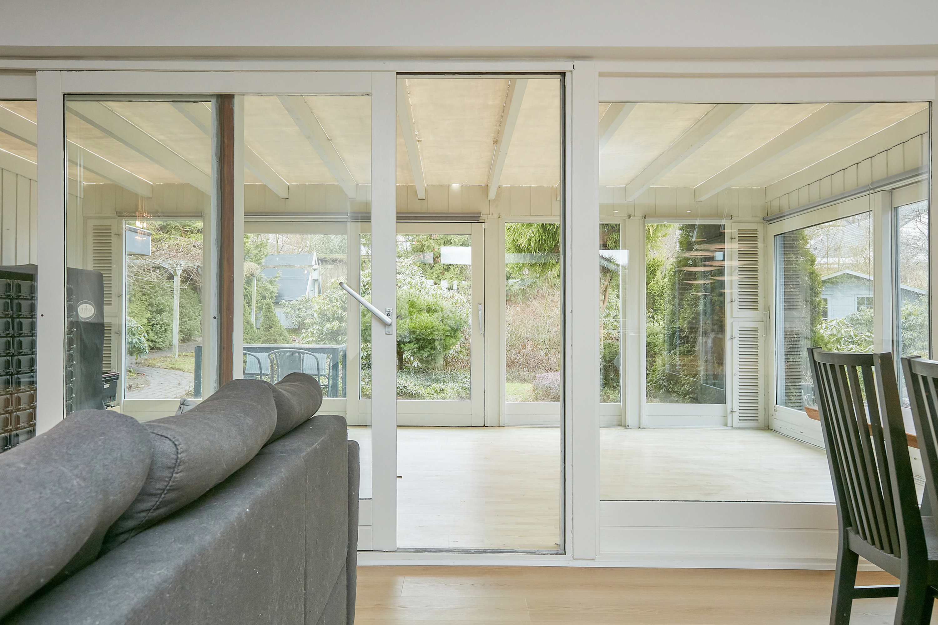 Fremhævet stue billede i fuldskærmstilstand. Billede af Tornbjerg 45, 8732 Hovedgård