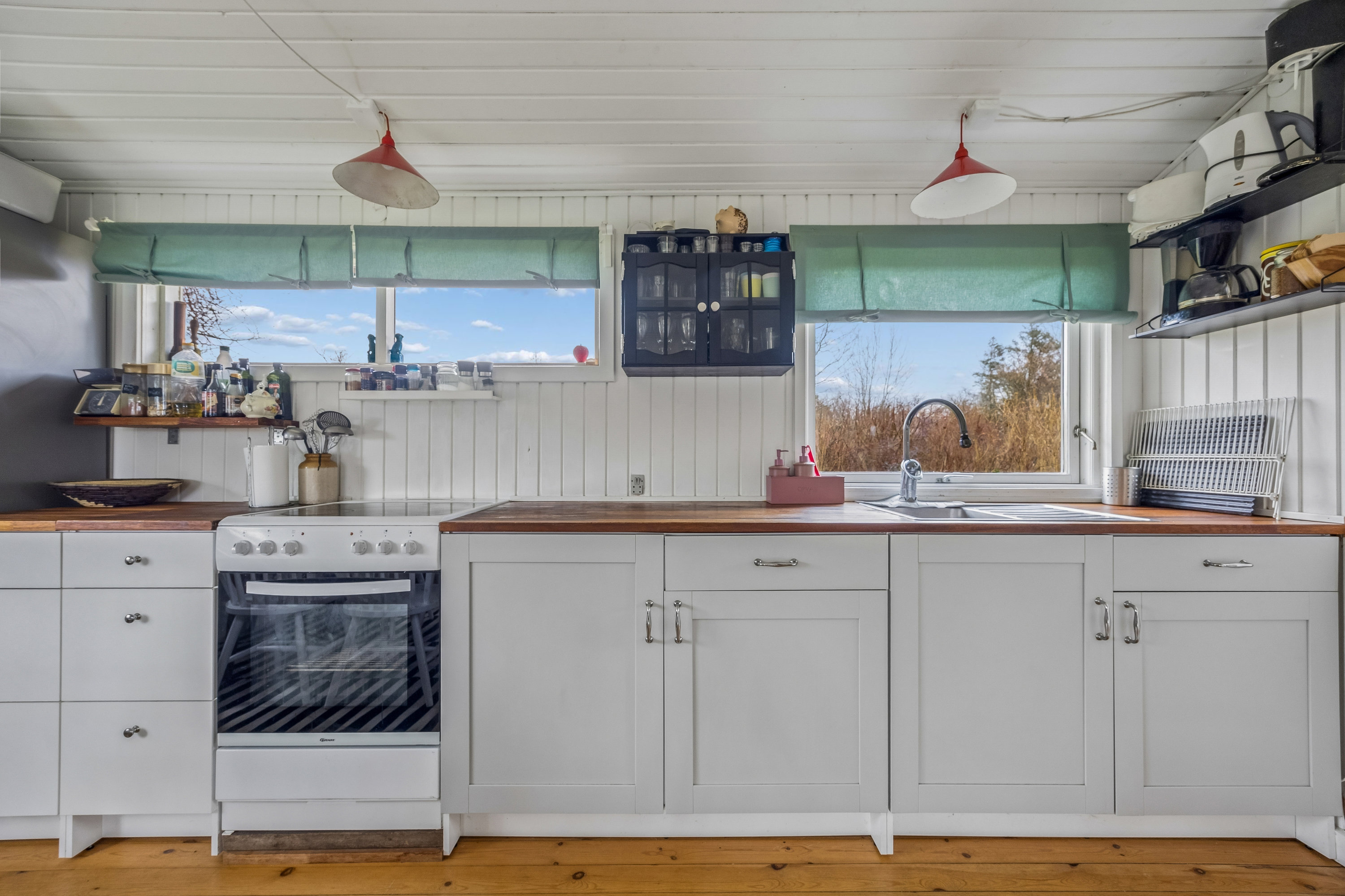 Fremhævet køkken billede i fuldskærmstilstand. Billede af Bygvænget 6, Dalby Strand, 4281 Gørlev