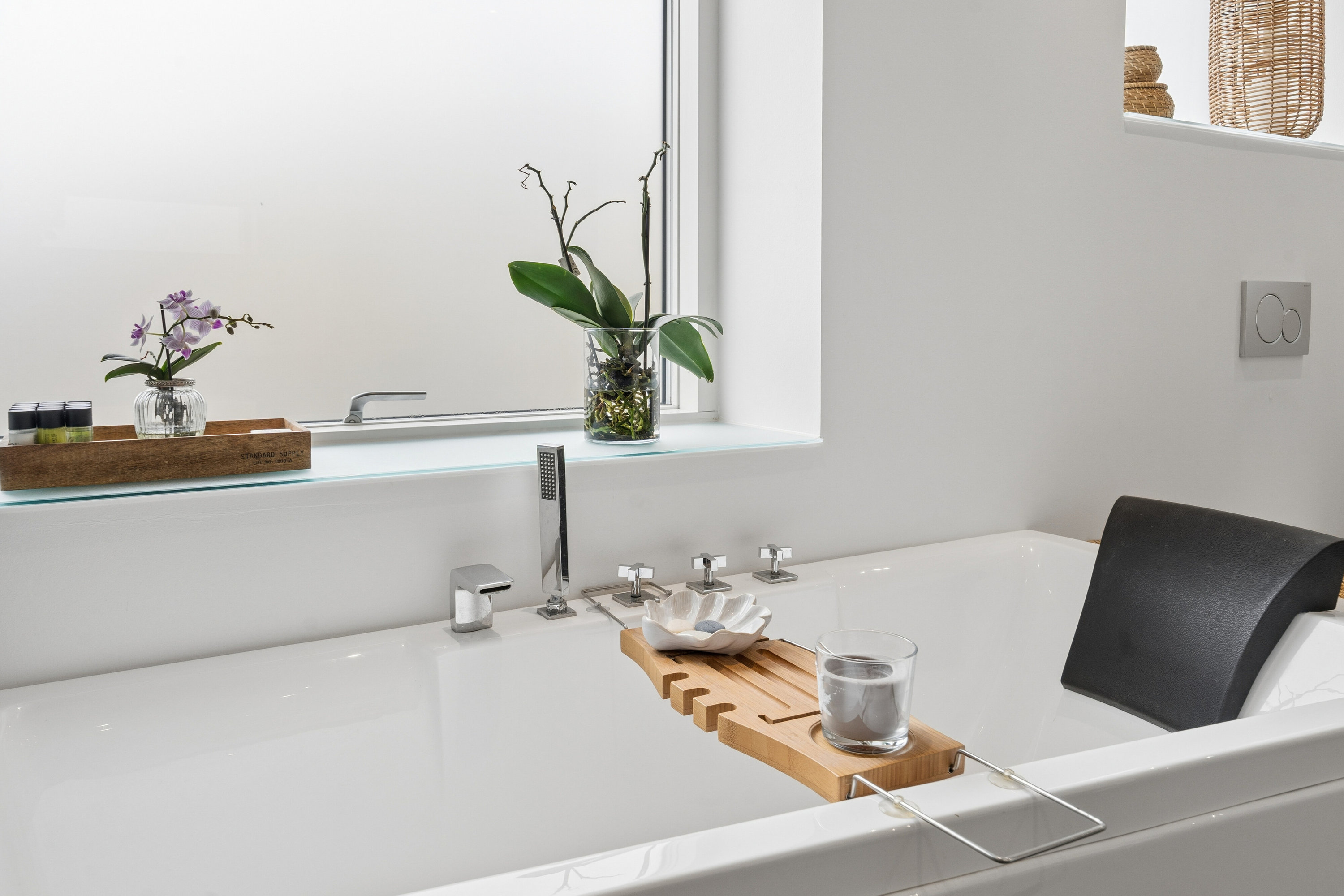 Fremhævet badeværelse billede i fuldskærmstilstand. Billede af Toftevej 1, 6040 Egtved