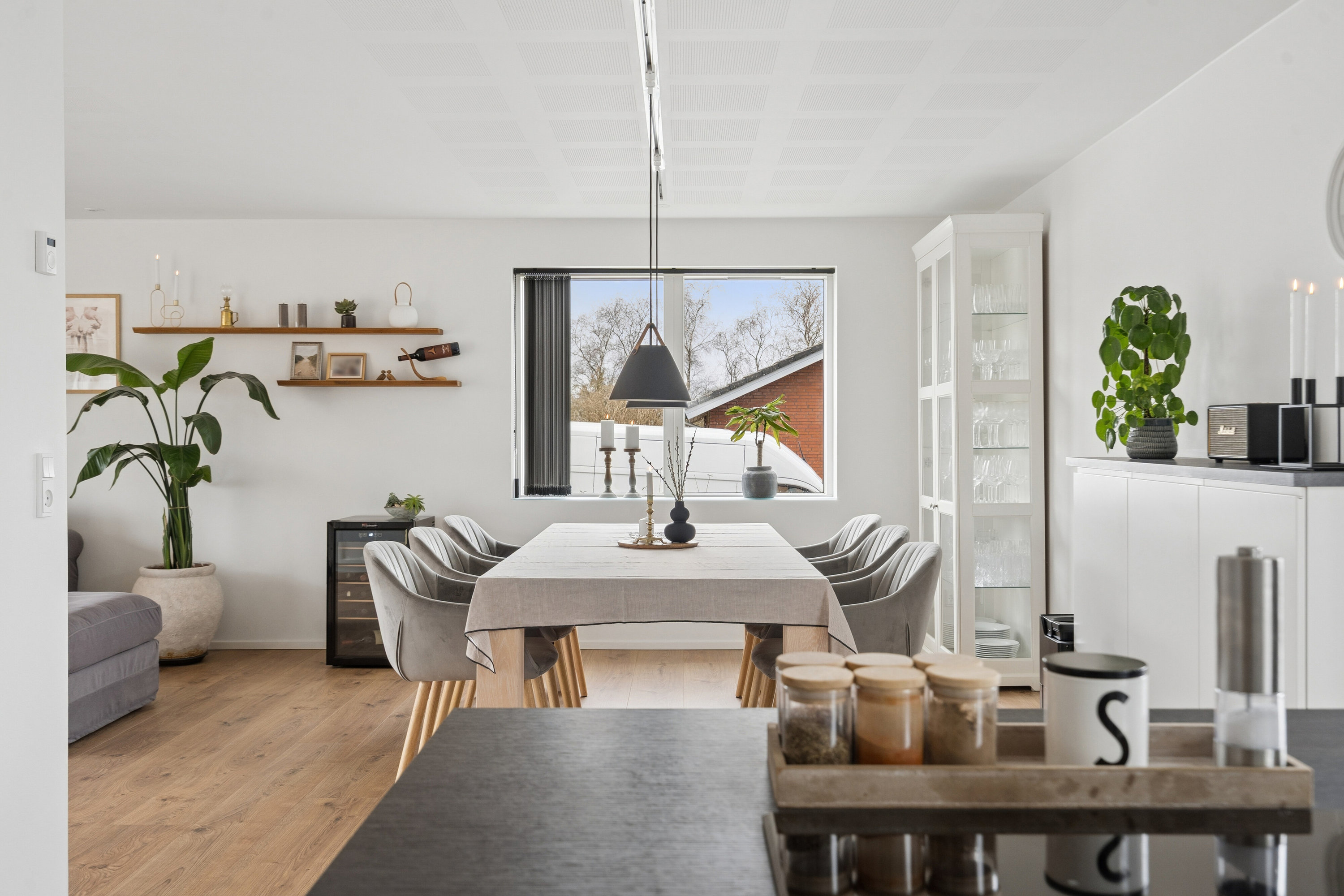 Fremhævet spisestue billede i fuldskærmstilstand. Billede af Toftevej 1, 6040 Egtved