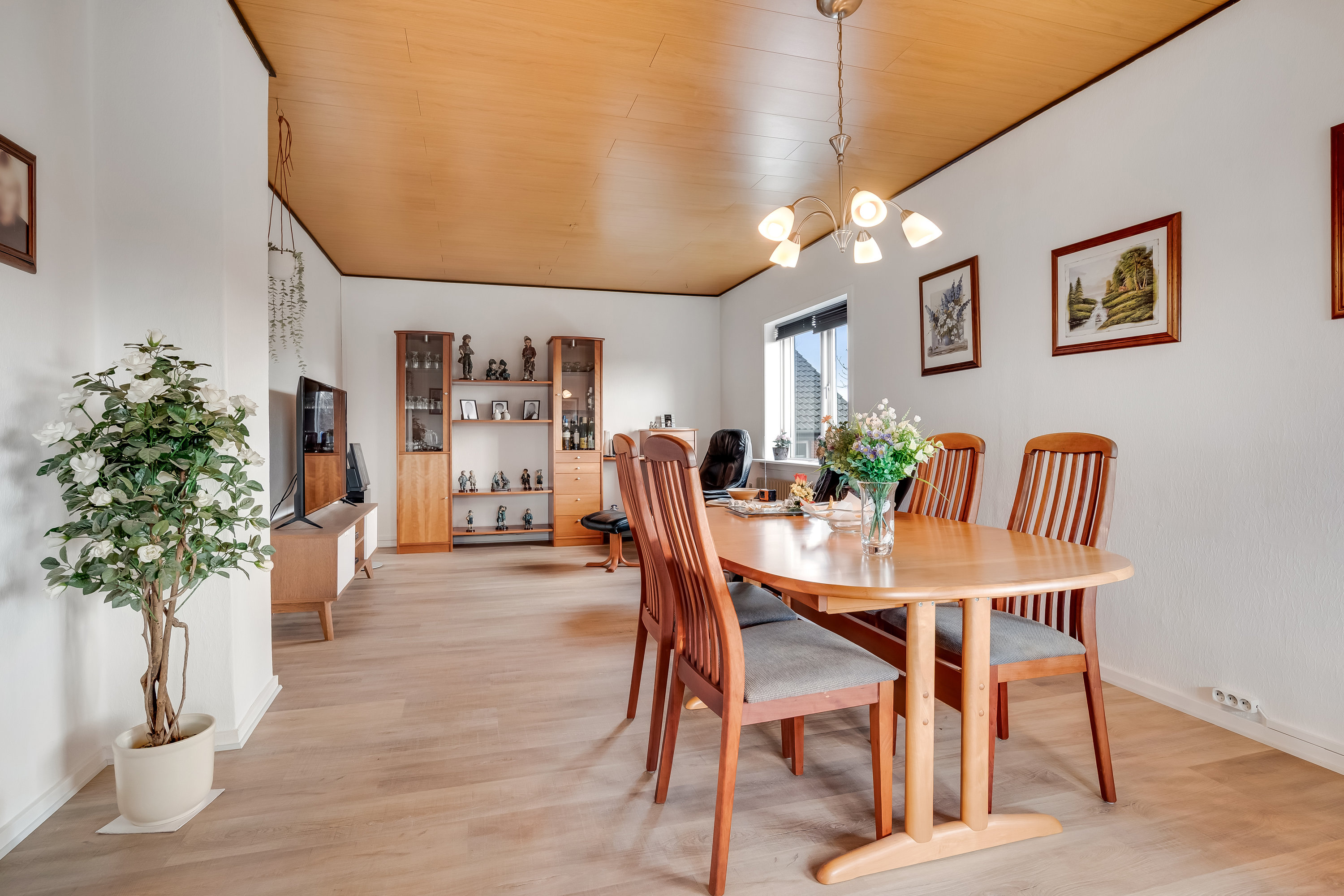 Fremhævet stue billede i fuldskærmstilstand. Billede af Stien 5, Mejrup, 7500 Holstebro