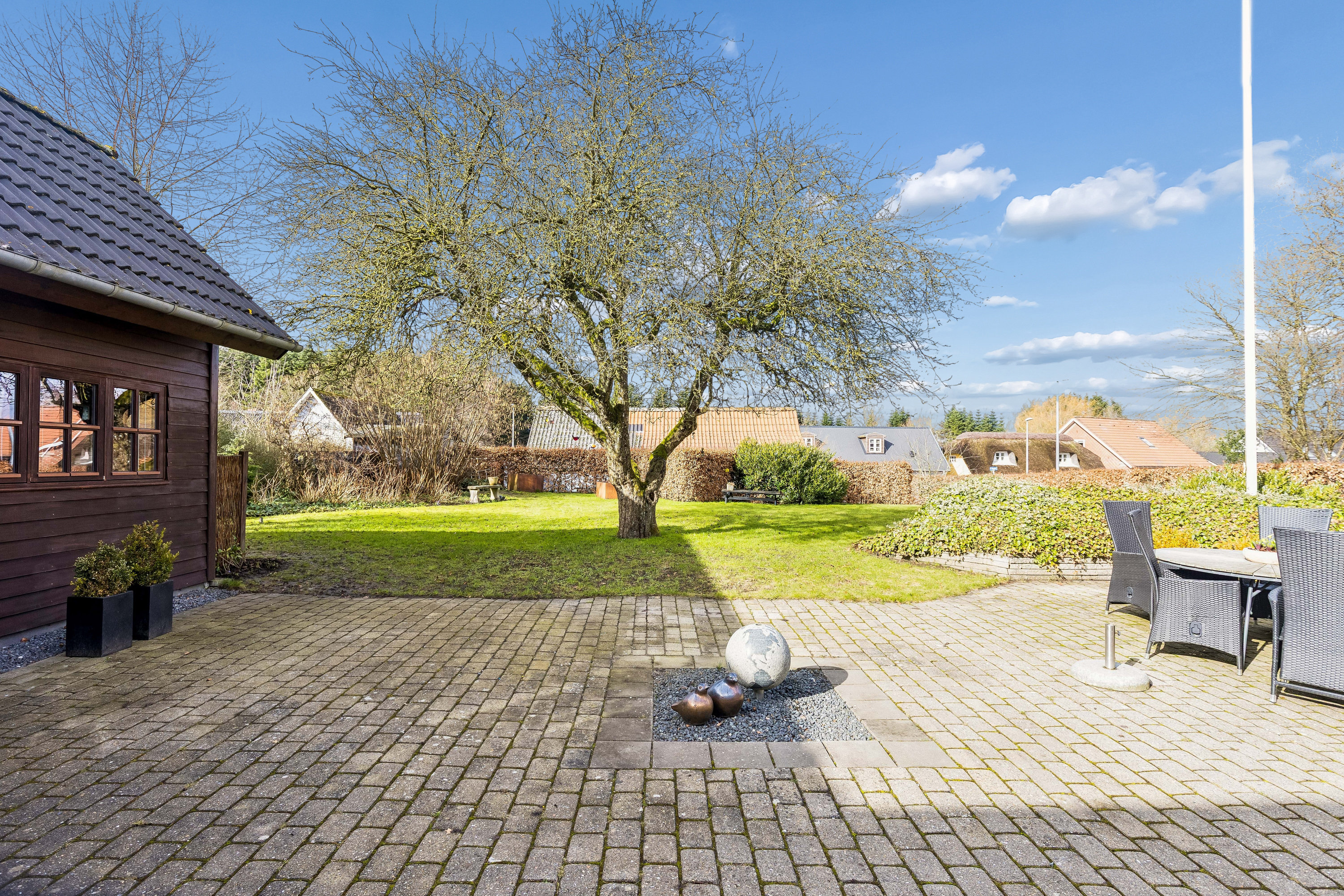 Fremhævet have billede i fuldskærmstilstand. Billede af Enggade 3, 8723 Løsning