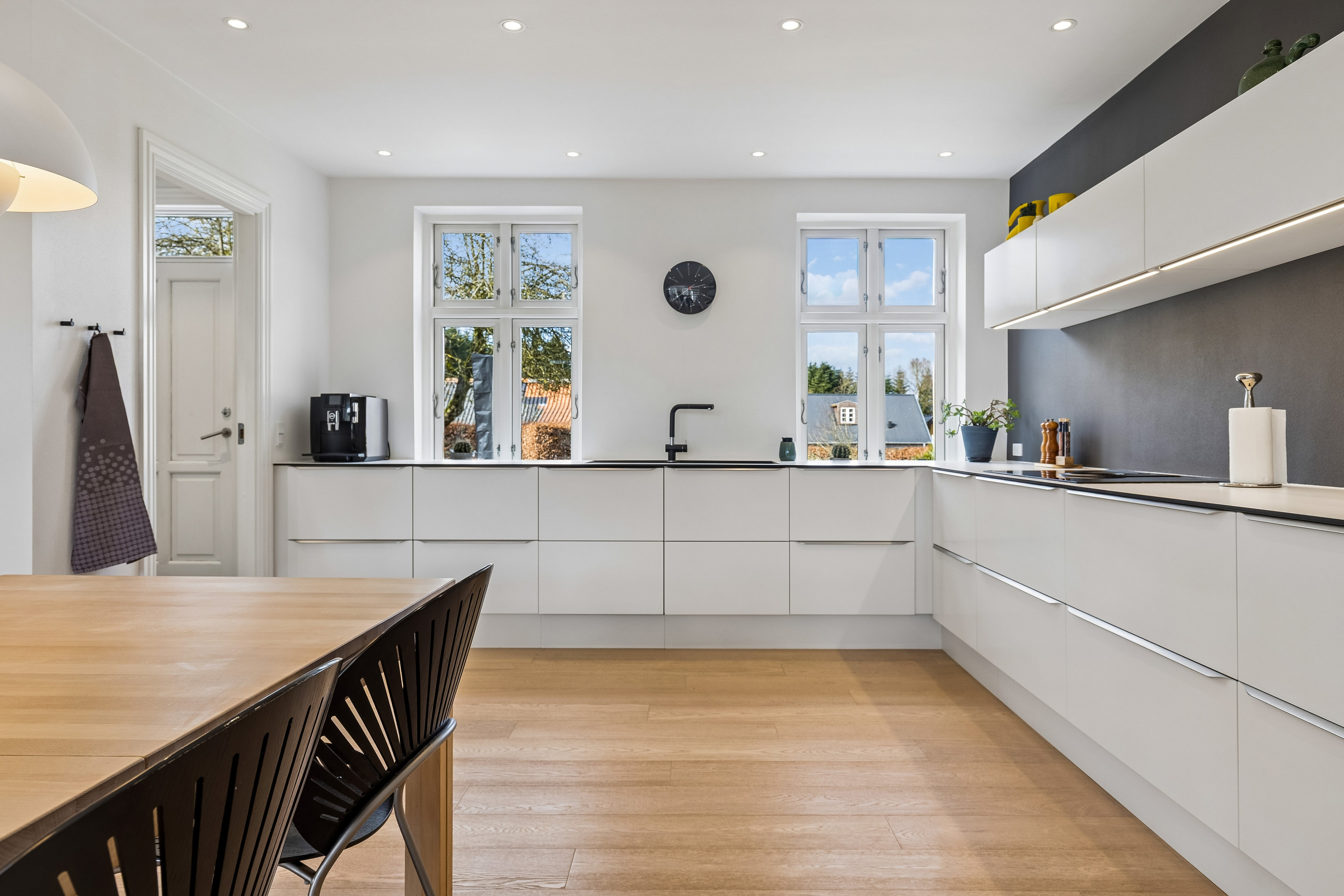 Fremhævet køkken billede i fuldskærmstilstand. Billede af Enggade 3, 8723 Løsning