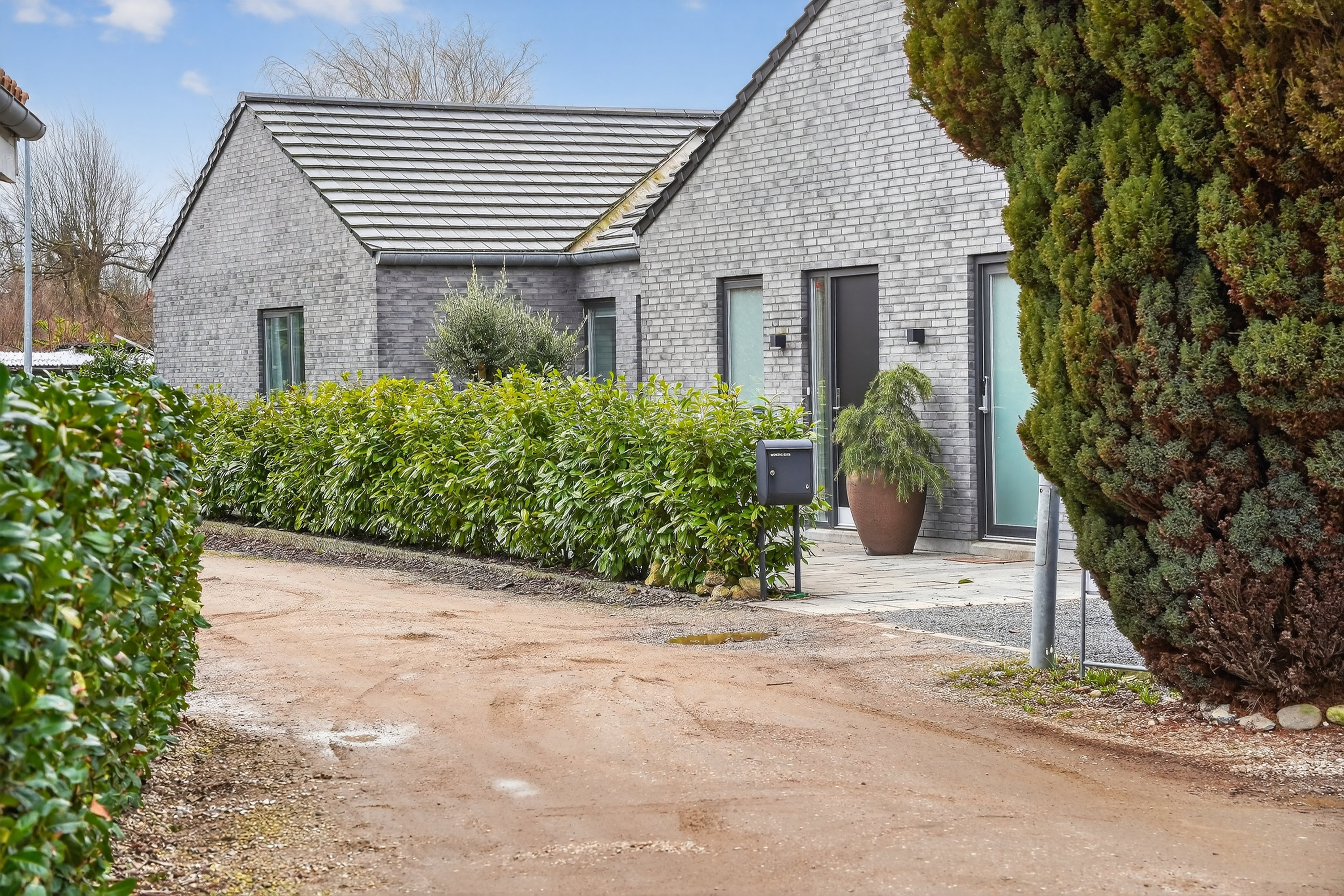 Fremhævet ejendommen billede i fuldskærmstilstand. Billede af Ellevej 6, 3400 Hillerød