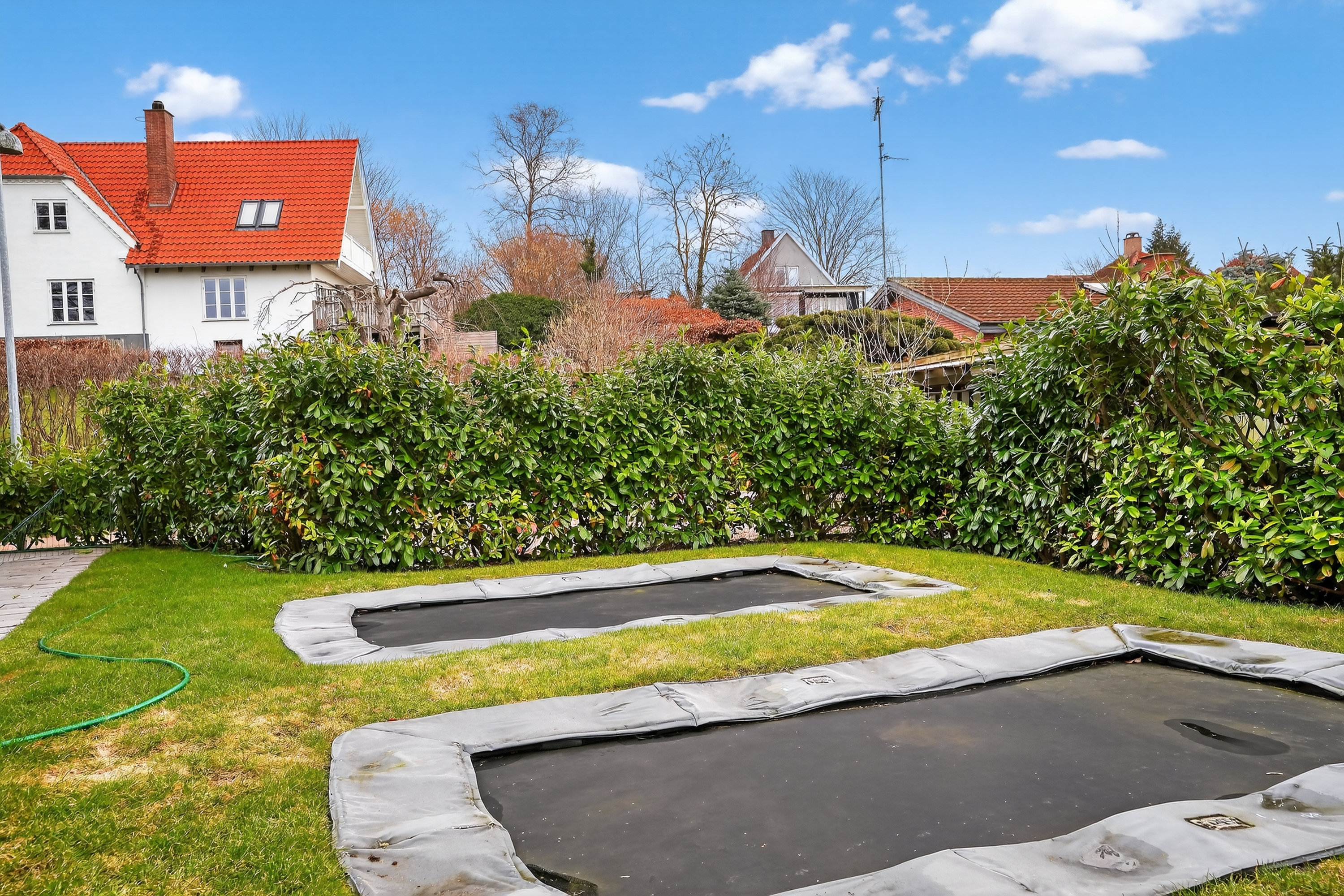 Fremhævet have billede i fuldskærmstilstand. Billede af Ellevej 6, 3400 Hillerød