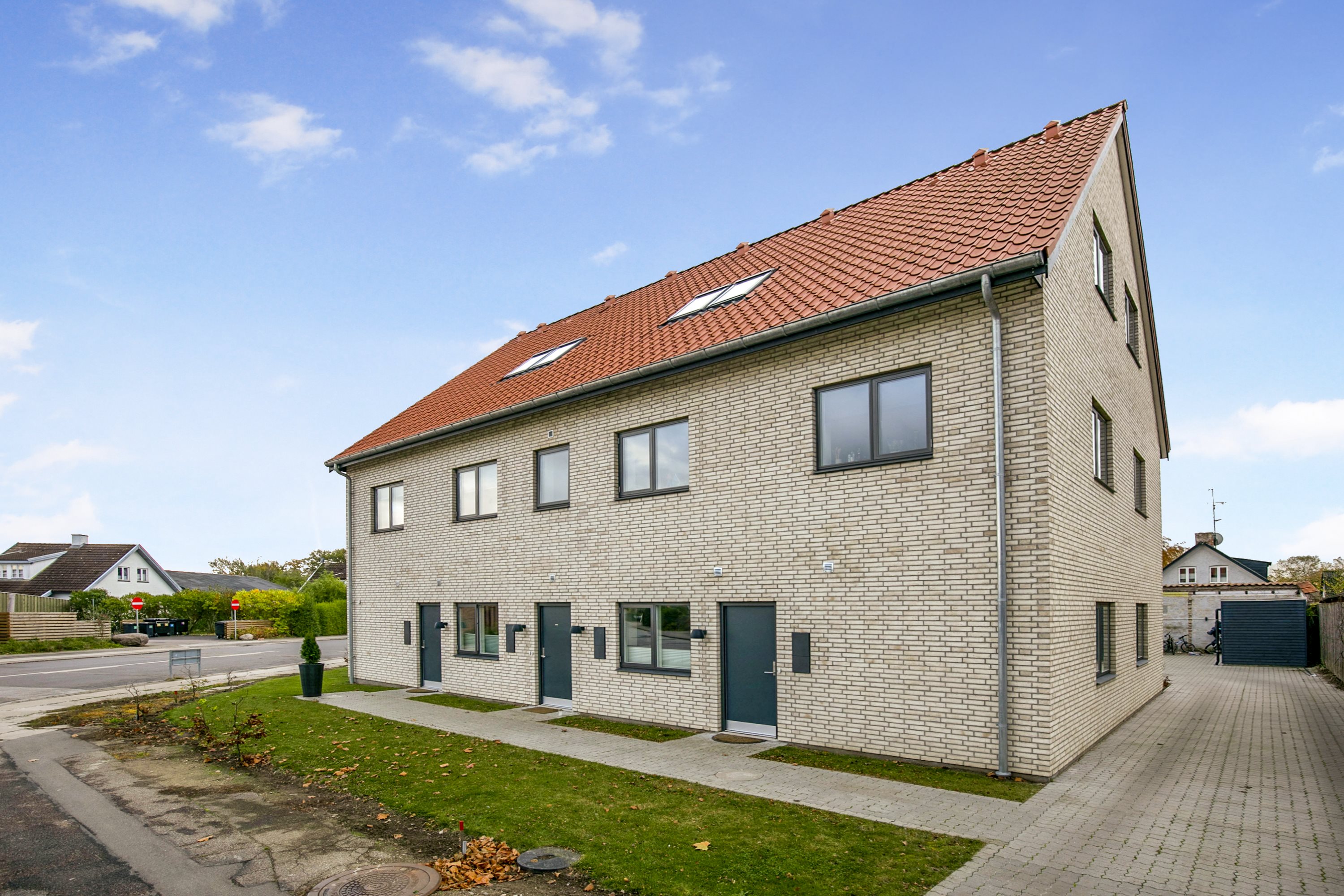 Fremhævet ejendommen billede i fuldskærmstilstand. Billede af Dorphs Alle 8B, 1. tv., 2630 Taastrup