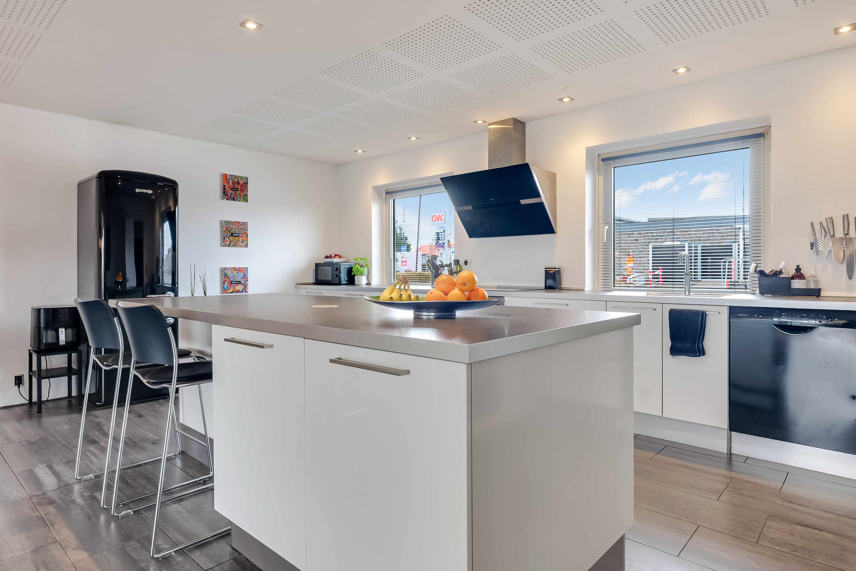 Fremhævet køkken billede i fuldskærmstilstand. Billede af Havevej 2, 5500 Middelfart