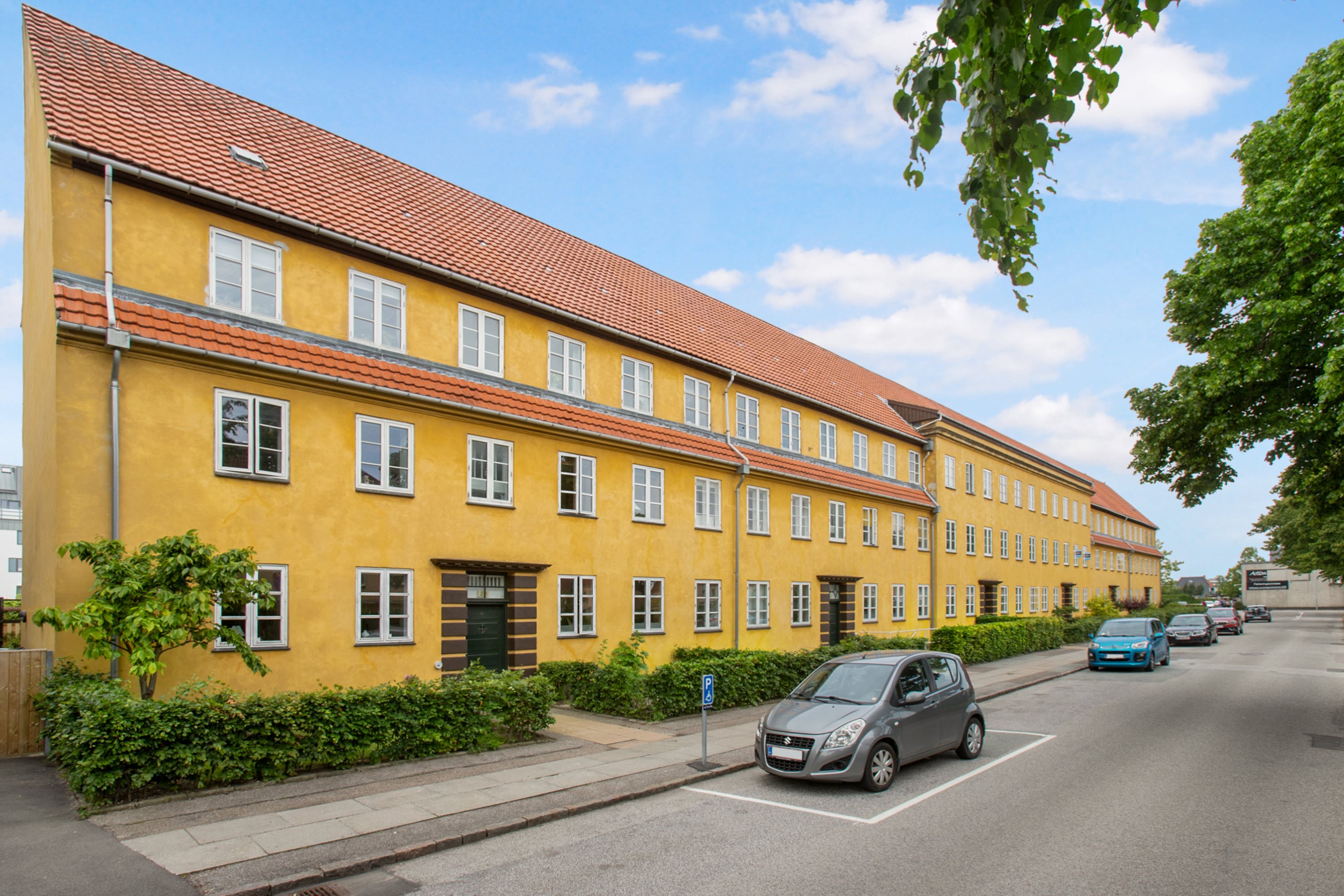 Miniaturebillede 1: ejendommen. Billede af Søvang Alle 27, 1. th., 2770 Kastrup