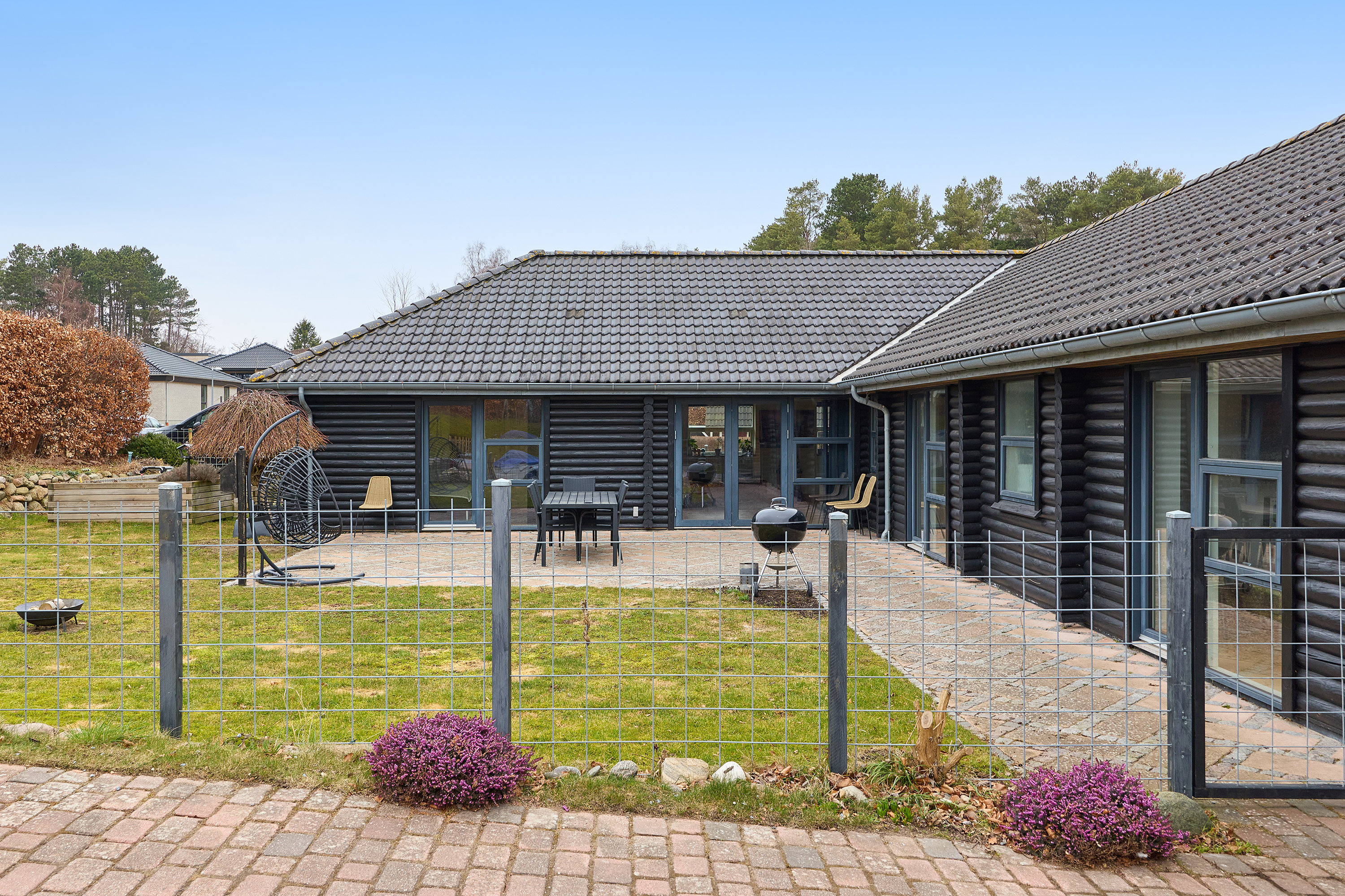 Fremhævet ejendommen billede i fuldskærmstilstand. Billede af Sitkabakken 2, 3390 Hundested