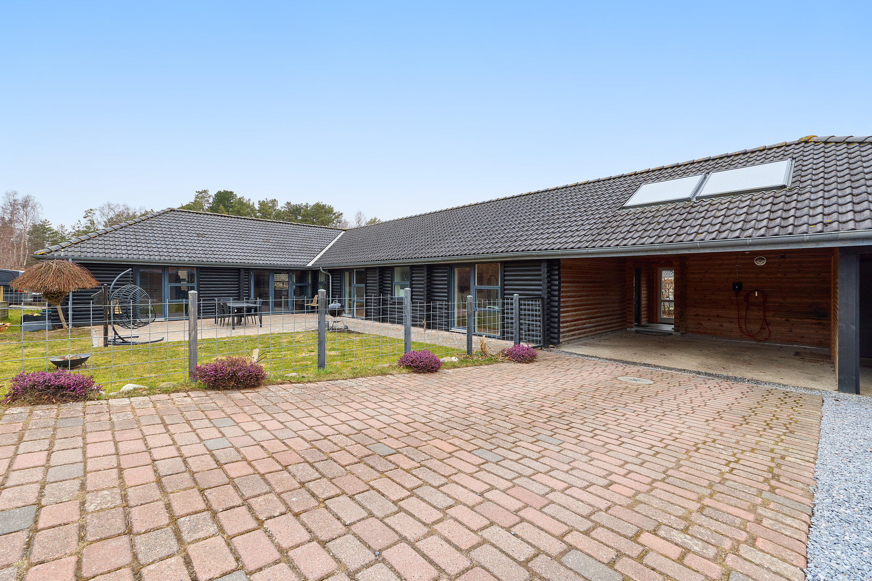 Fremhævet ejendommen billede i fuldskærmstilstand. Billede af Sitkabakken 2, 3390 Hundested