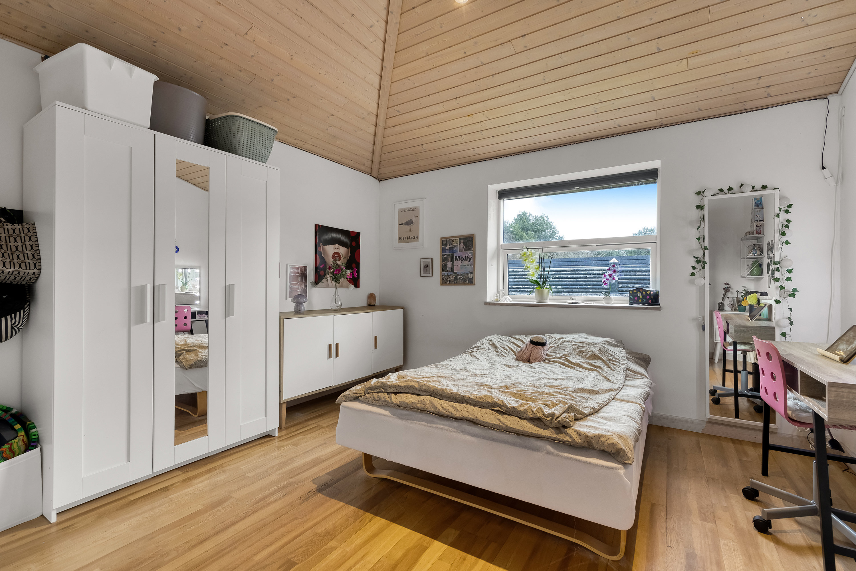 Fremhævet værelse billede i fuldskærmstilstand. Billede af Sitkabakken 2, 3390 Hundested