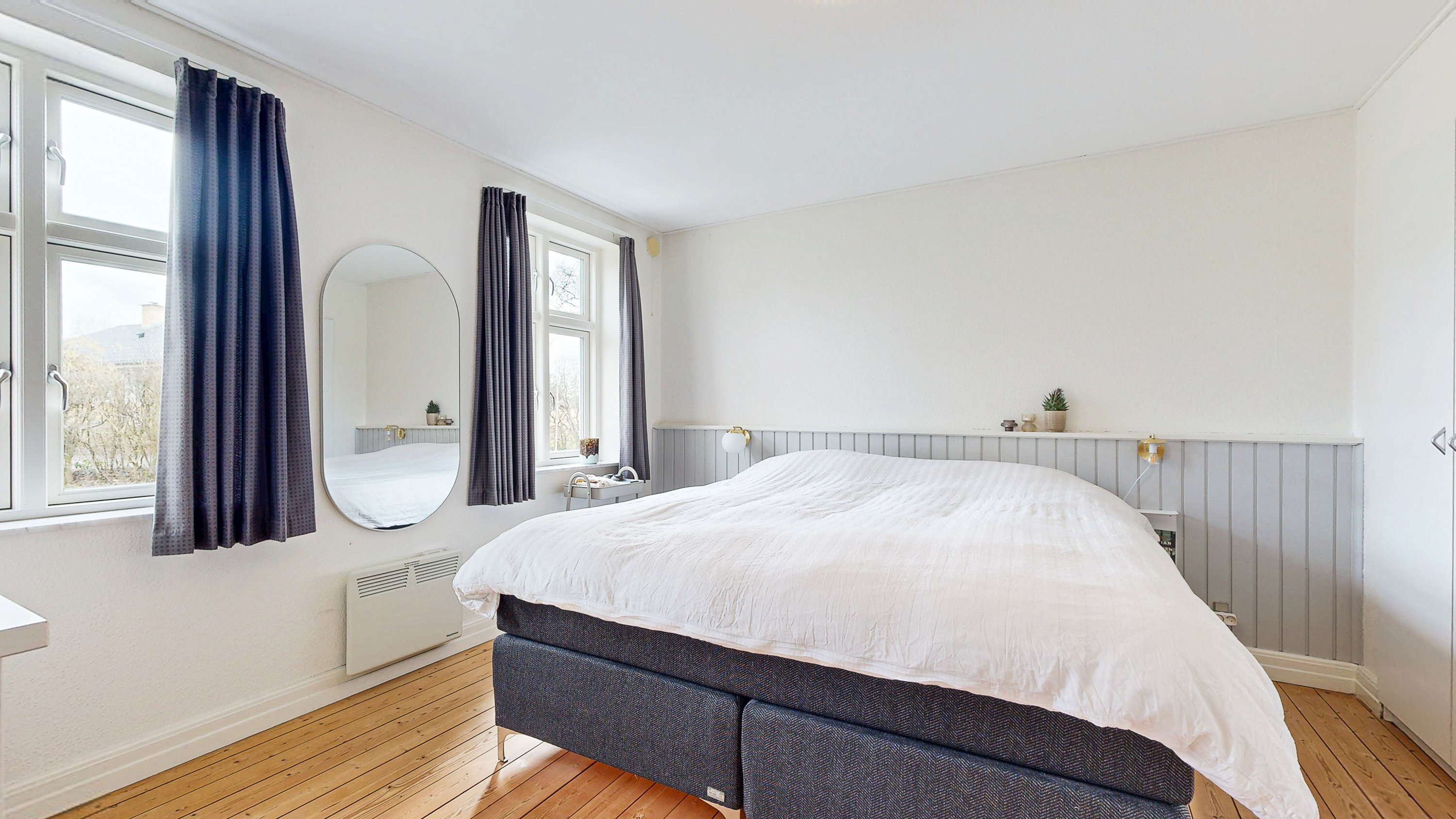 Fremhævet soveværelse billede i fuldskærmstilstand. Billede af Sdr. Rind Vej 52, 8800 Viborg