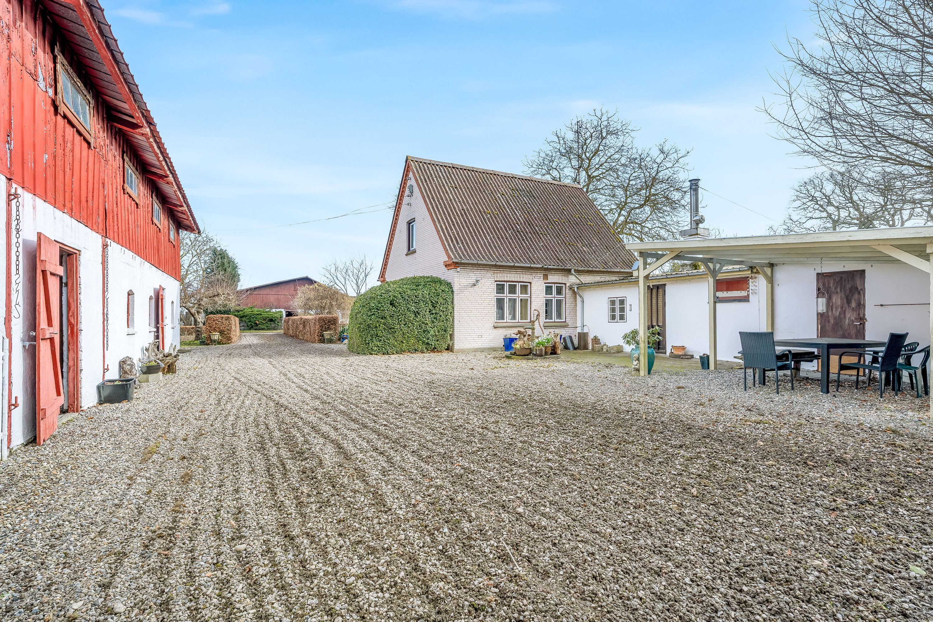 Fremhævet facade billede i fuldskærmstilstand. Billede af Vestervej 8, 4983 Dannemare