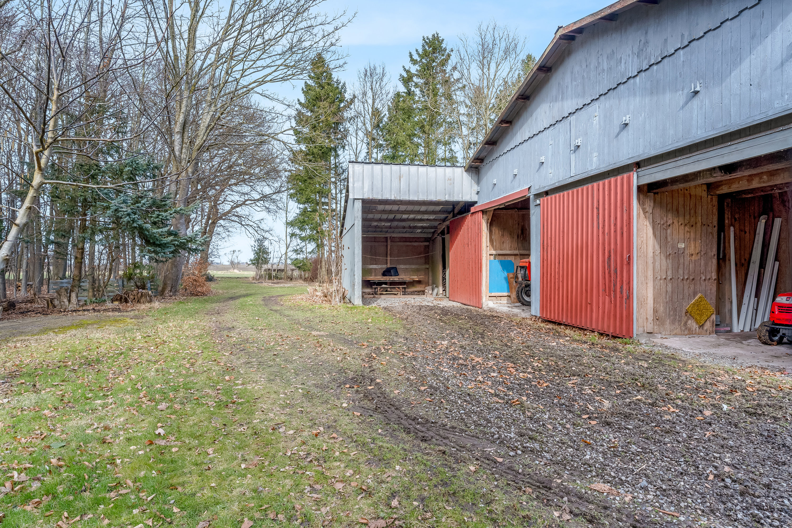 Fremhævet facade billede i fuldskærmstilstand. Billede af Vestervej 8, 4983 Dannemare