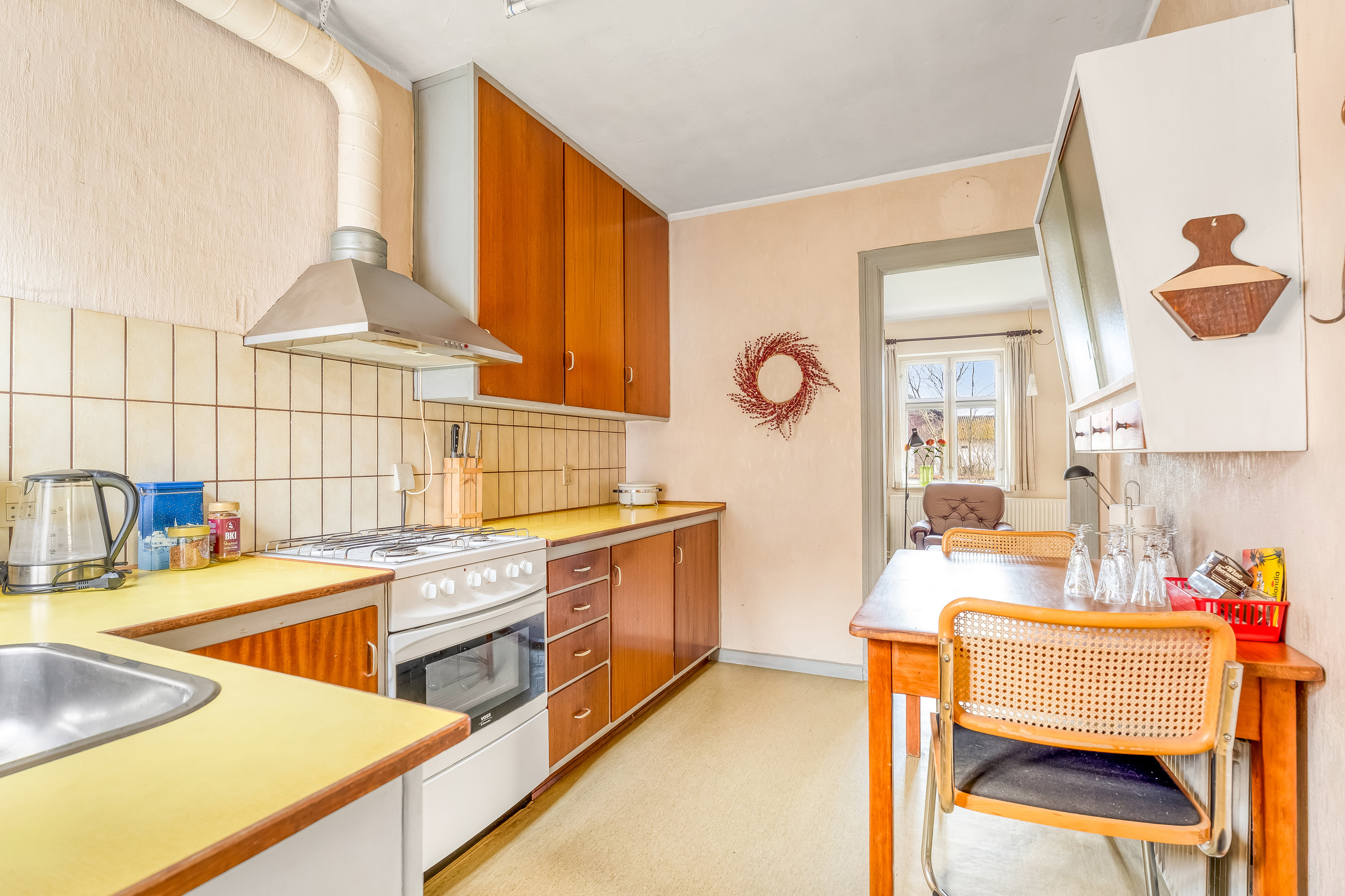 Fremhævet køkken billede i fuldskærmstilstand. Billede af Vestervej 8, 4983 Dannemare