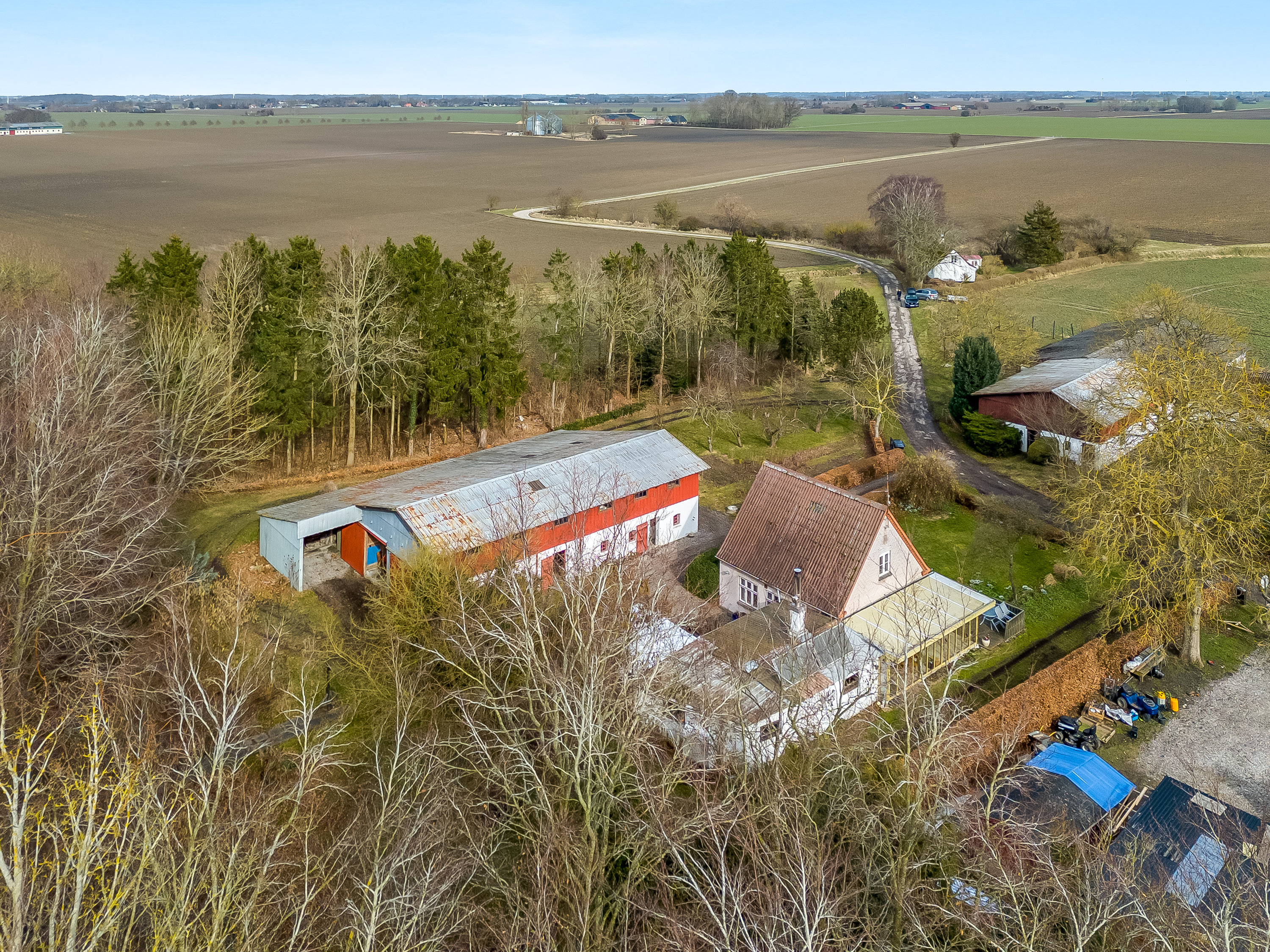 Fremhævet luftfoto billede i fuldskærmstilstand. Billede af Vestervej 8, 4983 Dannemare