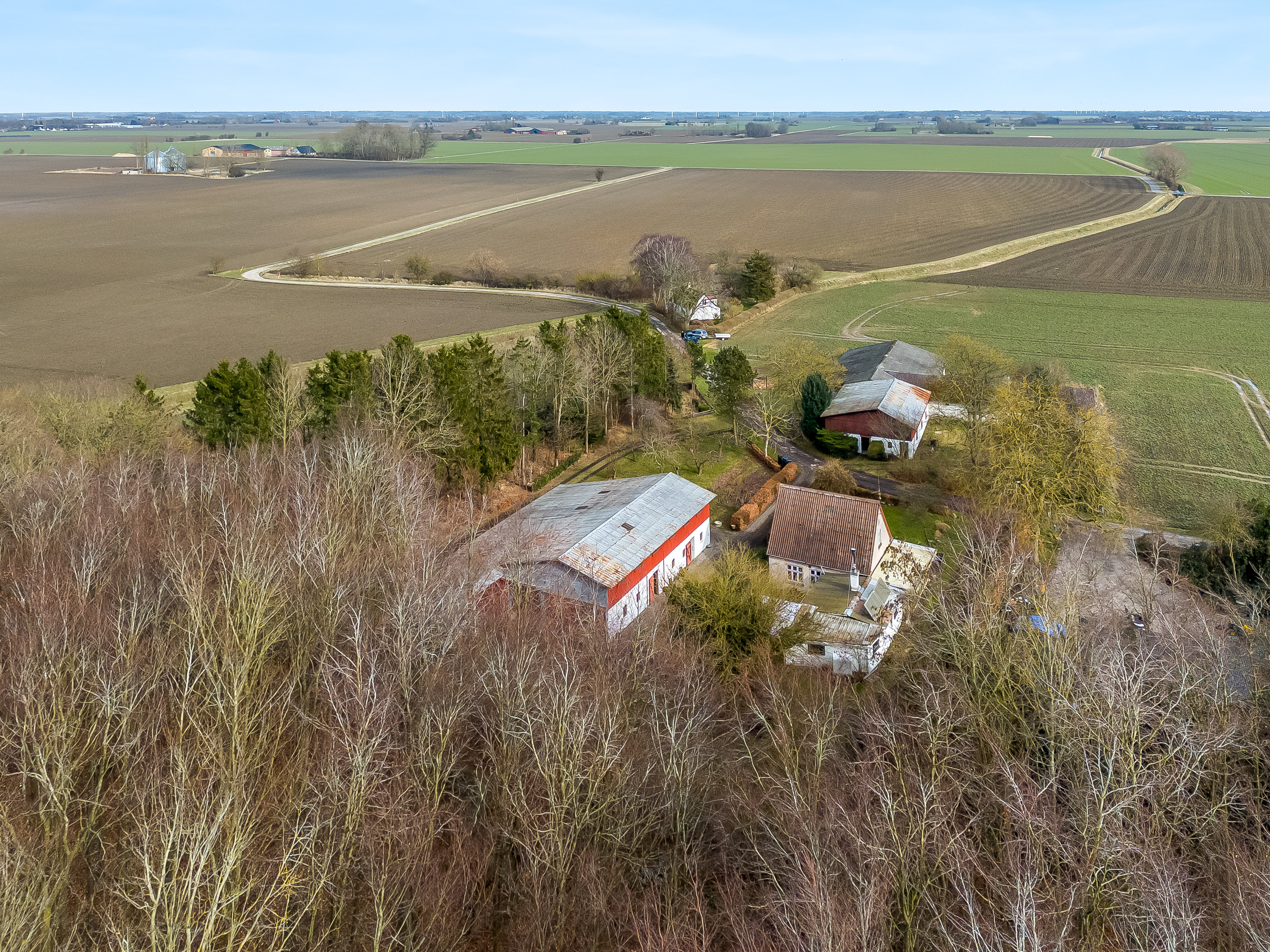 Fremhævet luftfoto billede i fuldskærmstilstand. Billede af Vestervej 8, 4983 Dannemare