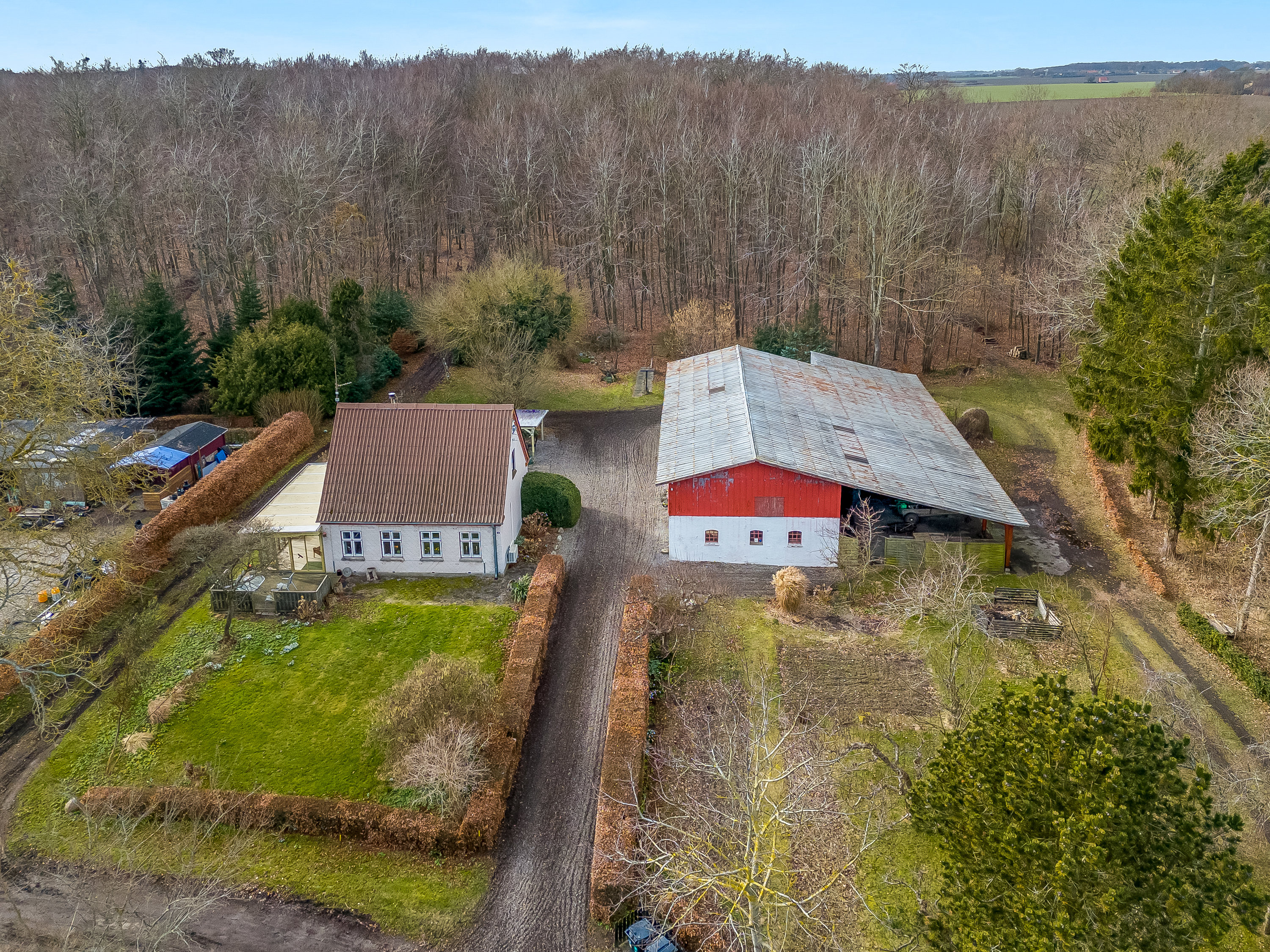 Fremhævet luftfoto billede i fuldskærmstilstand. Billede af Vestervej 8, 4983 Dannemare