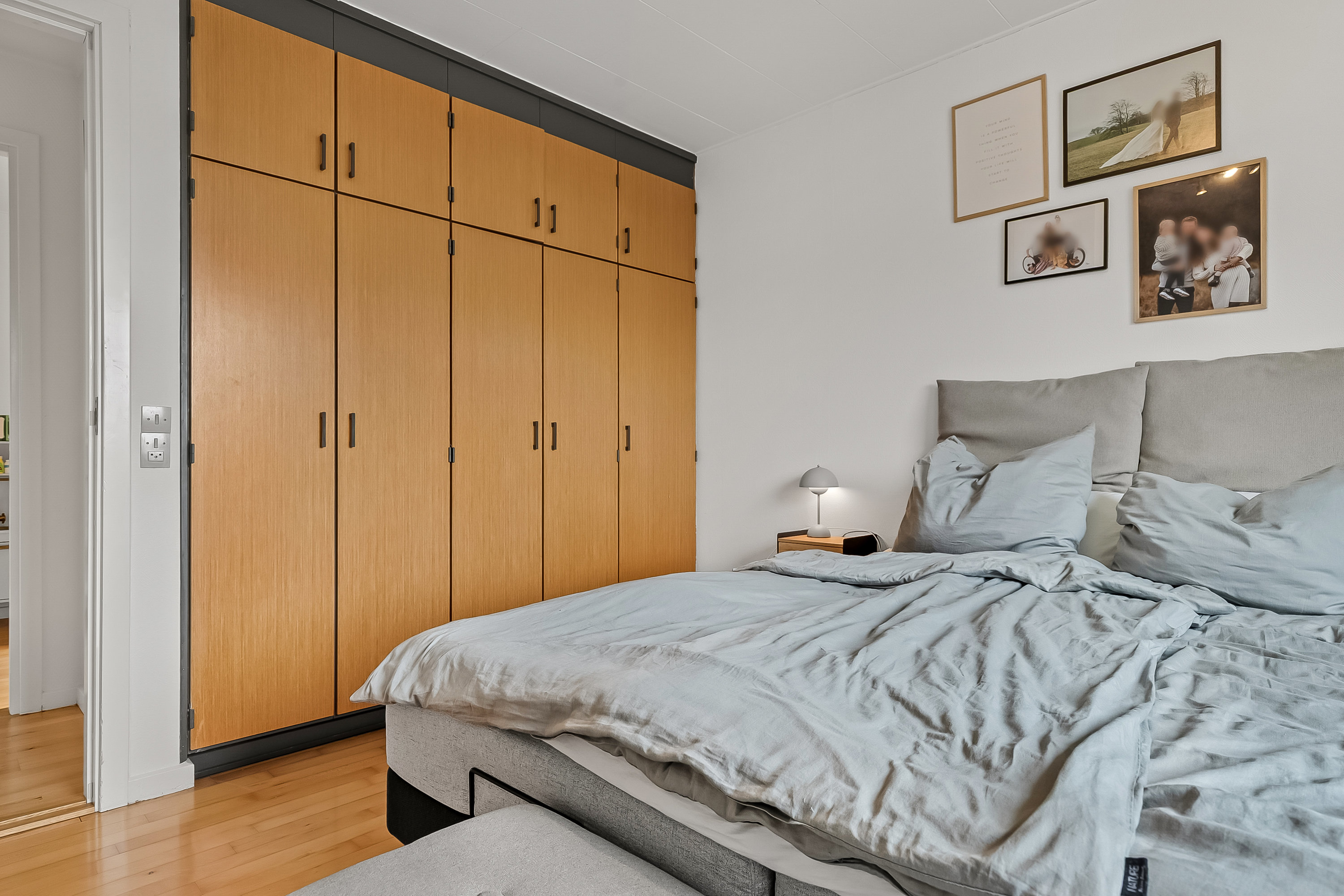 Fremhævet soveværelse billede i fuldskærmstilstand. Billede af Musvitvej 27, 7100 Vejle