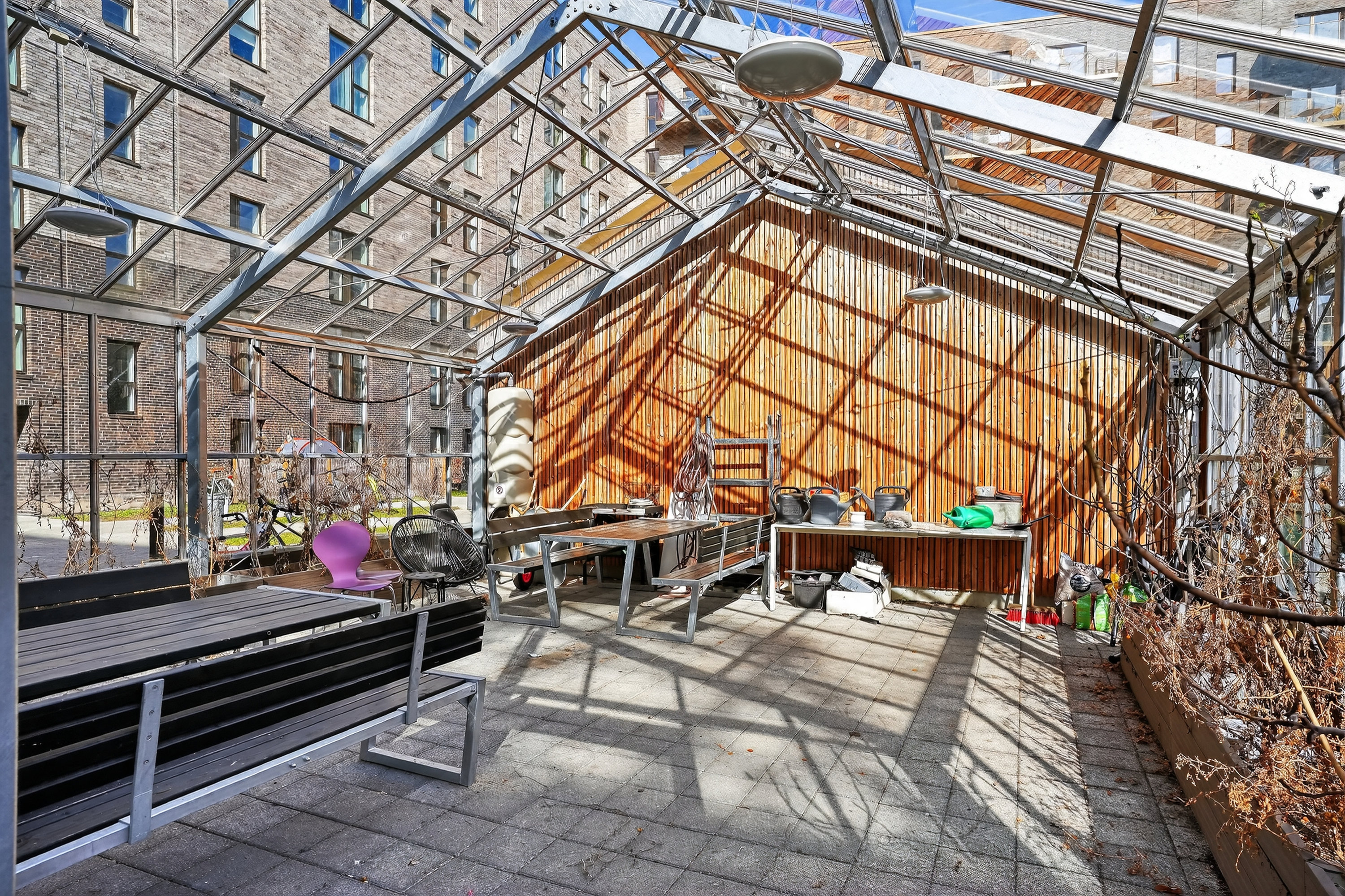 Fremhævet gårdmiljø billede i fuldskærmstilstand. Billede af Ingrid Marievej 20, 6. th., 2500 Valby