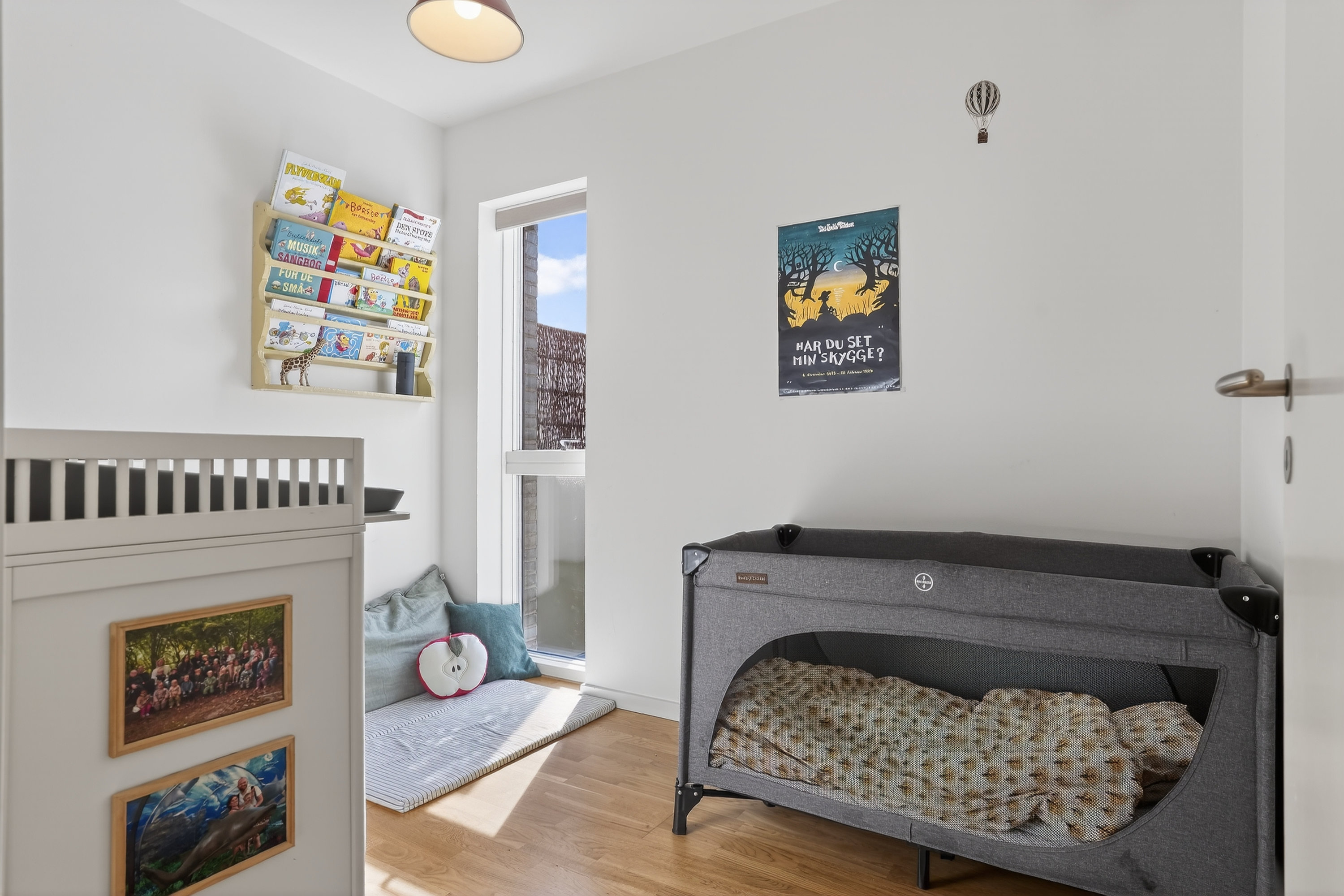 Fremhævet værelse billede i fuldskærmstilstand. Billede af Ingrid Marievej 20, 6. th., 2500 Valby