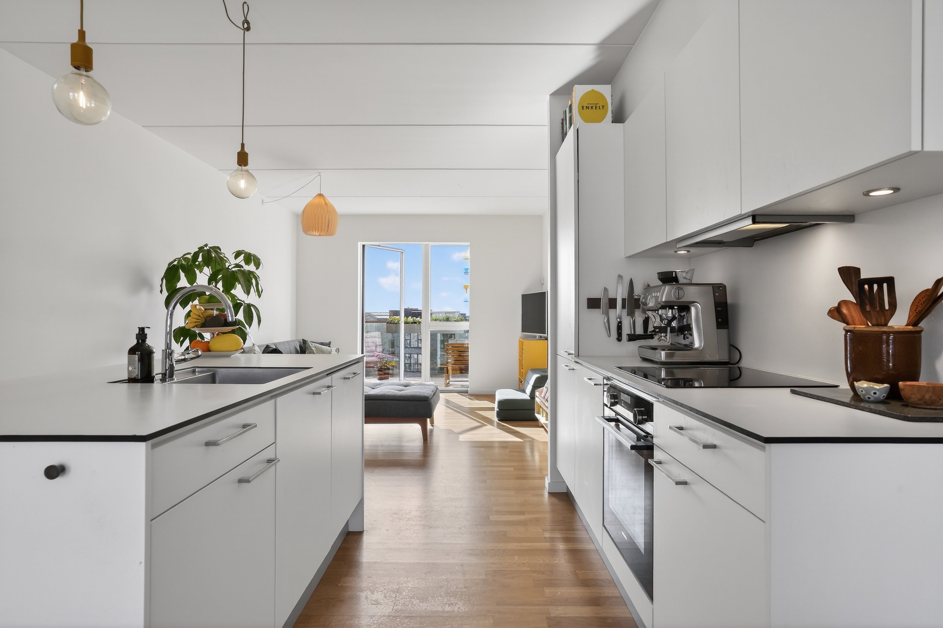 Fremhævet køkken billede i fuldskærmstilstand. Billede af Ingrid Marievej 20, 6. th., 2500 Valby