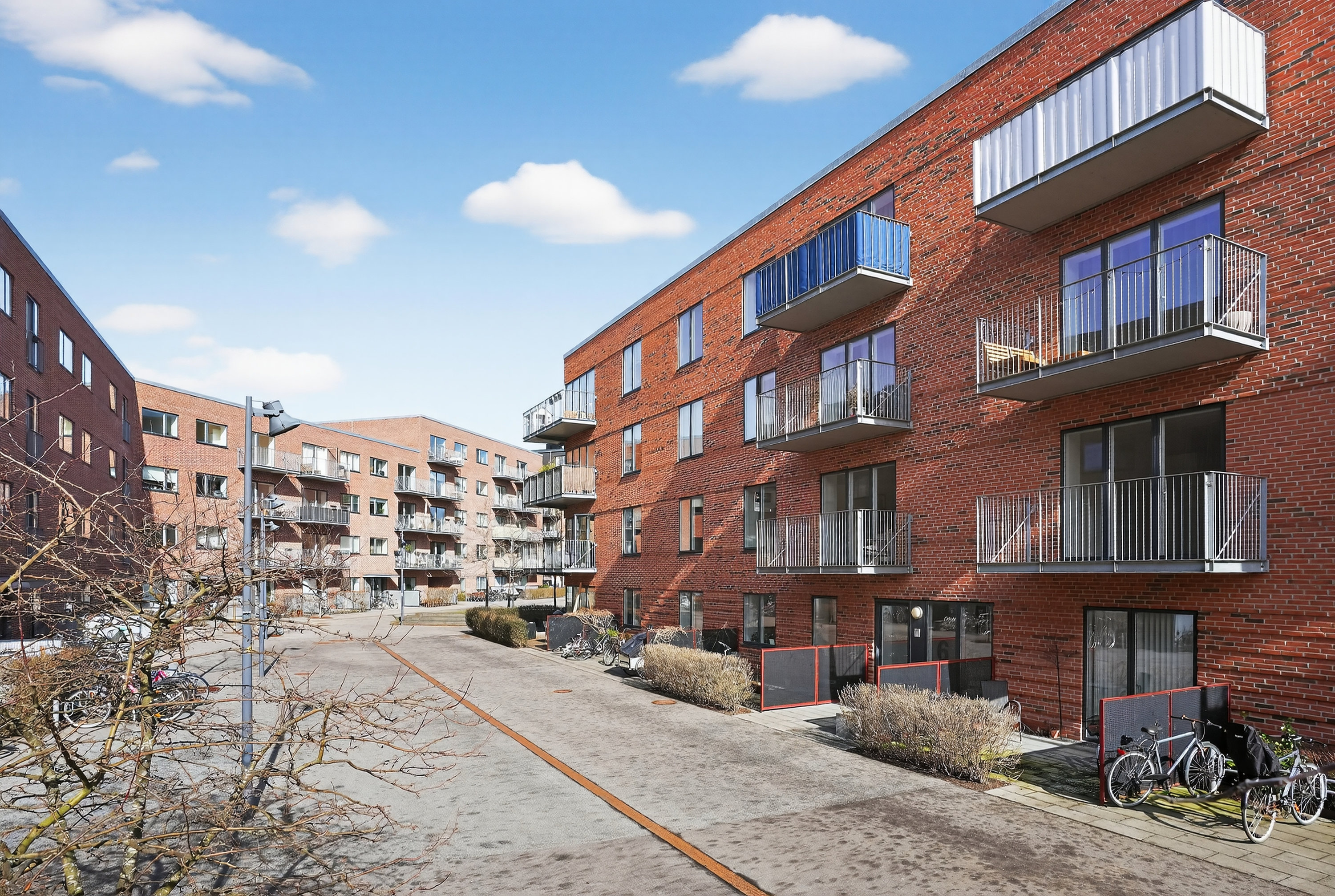 Fremhævet ejendommen billede i fuldskærmstilstand. Billede af Tove Maës Vej 6, 1. tv., 2500 Valby