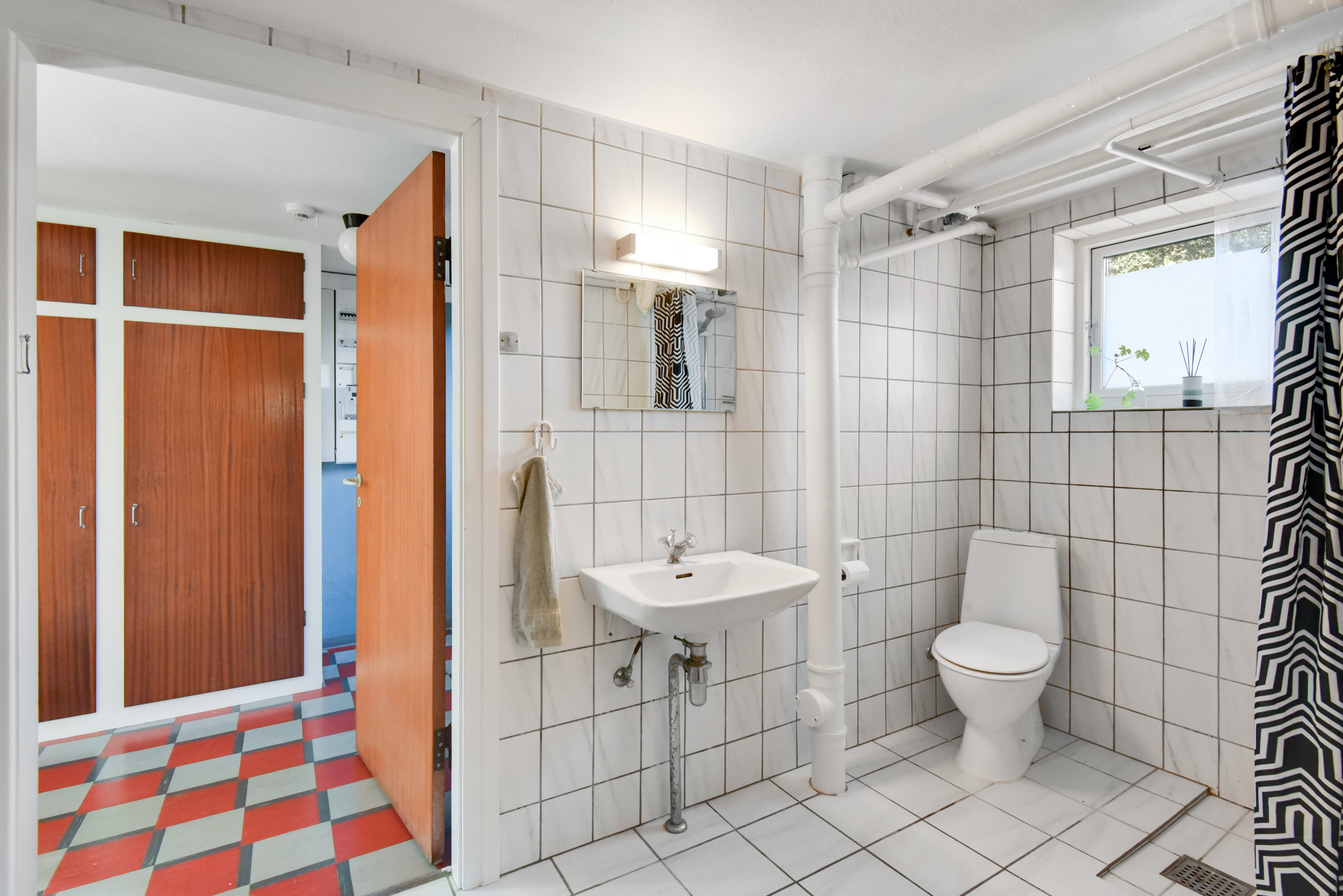 Fremhævet badeværelse billede i fuldskærmstilstand. Billede af Voldgårdsvej 1, 2650 Hvidovre