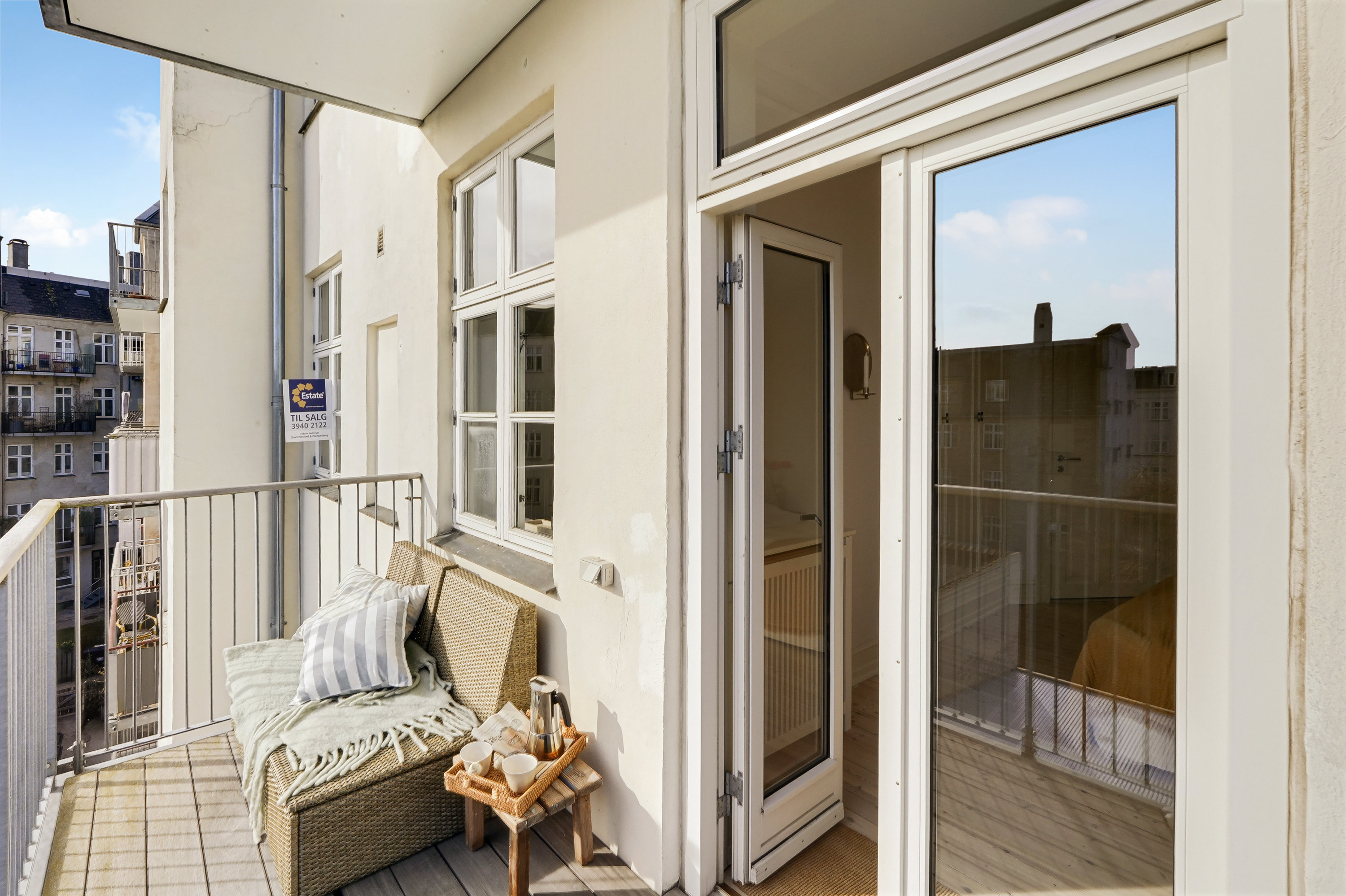 Miniaturebillede 1: altan. Billede af Strandparksvej 6, 3. tv., 2900 Hellerup