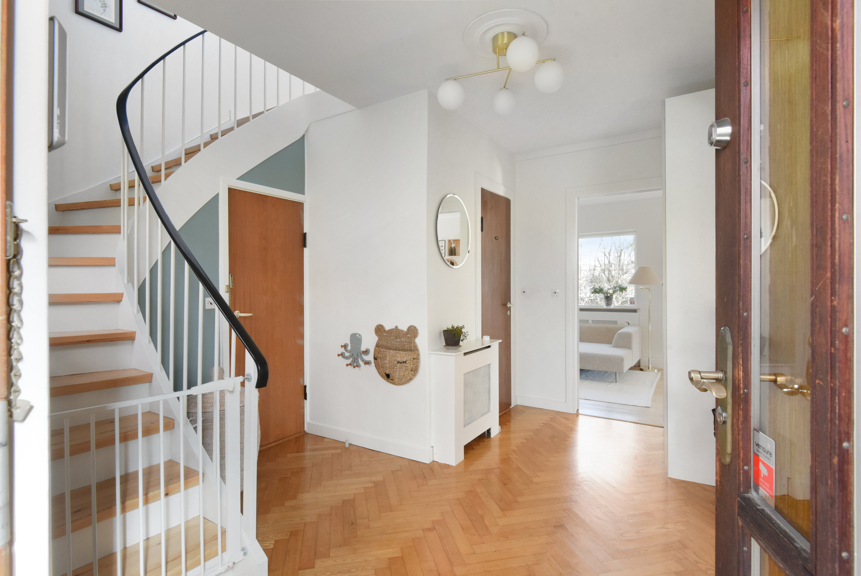 Fremhævet andet billede i fuldskærmstilstand. Billede af Voldgårdsvej 1, 2650 Hvidovre