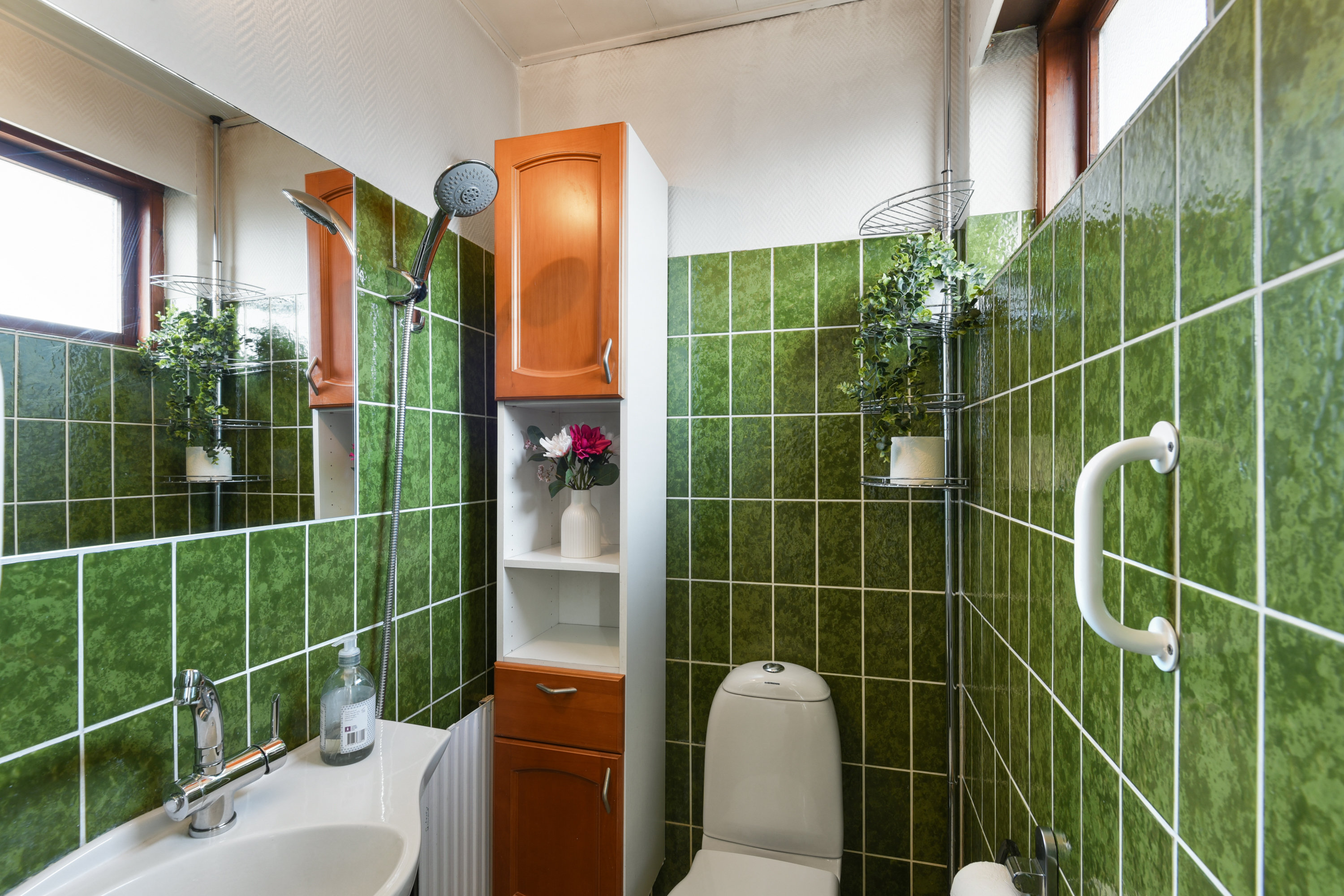 Fremhævet badeværelse billede i fuldskærmstilstand. Billede af Engvænget 29, 2650 Hvidovre