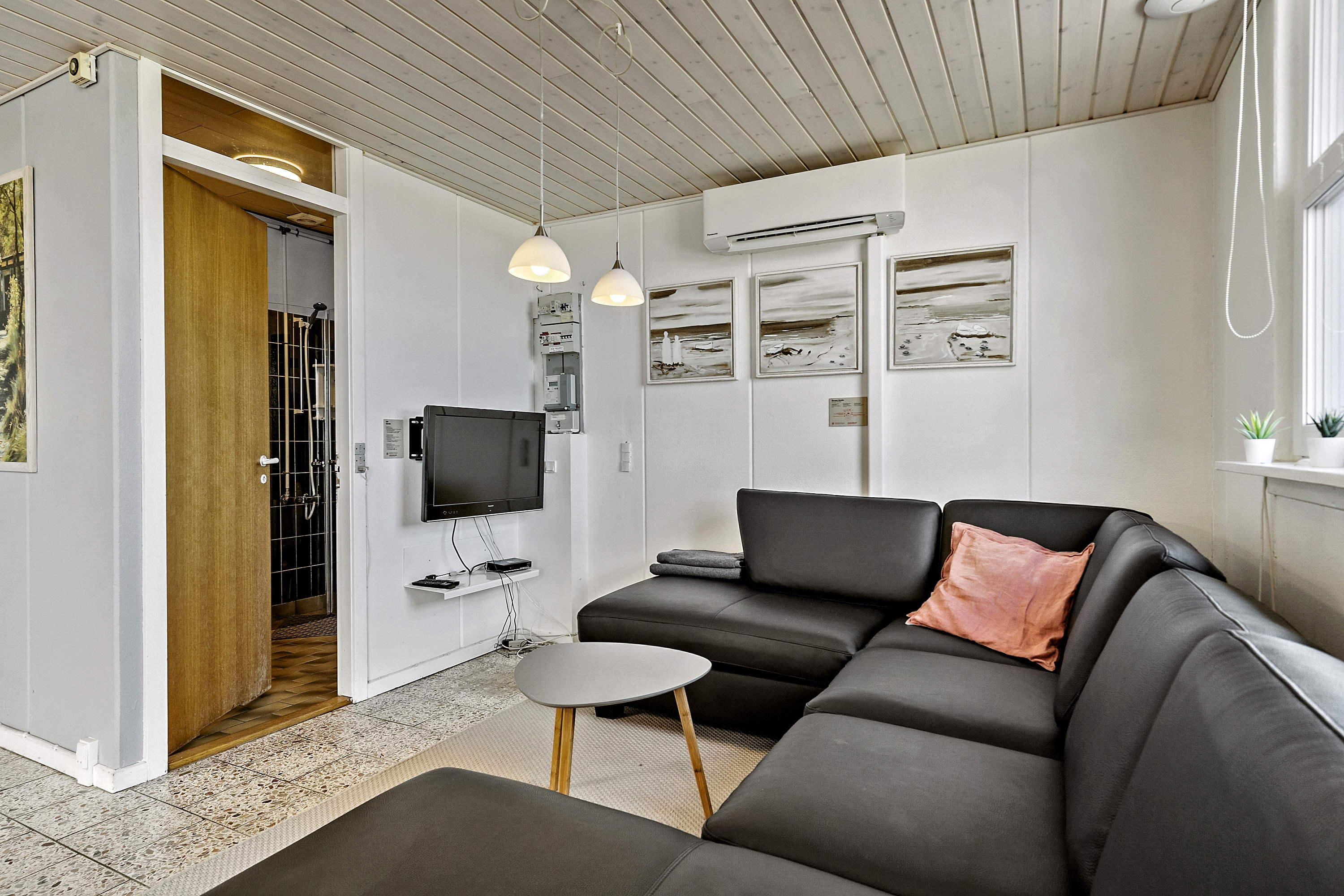 Fremhævet  billede i fuldskærmstilstand. Billede af Vesterledvej 1B, Haurvig, 6960 Hvide Sande