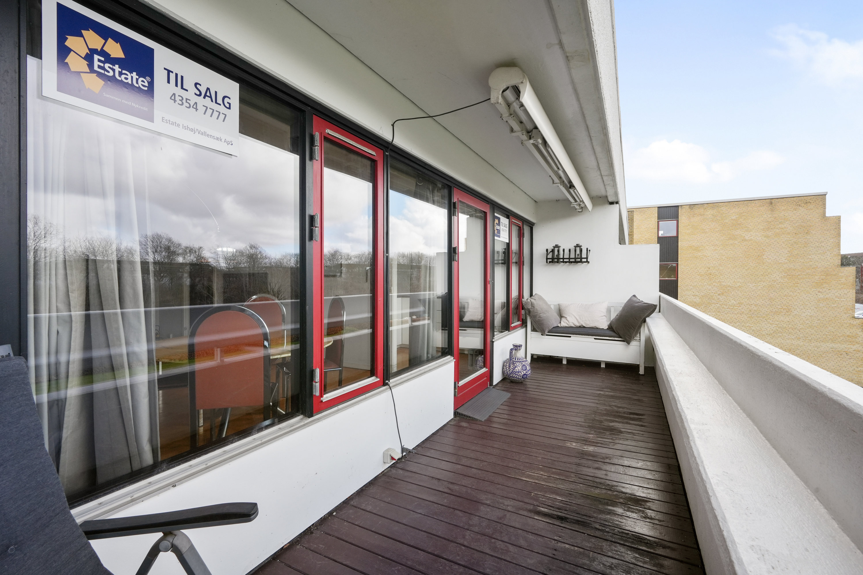 Fremhævet altan billede i fuldskærmstilstand. Billede af Gildbrovej 49, 2. 181., 2635 Ishøj