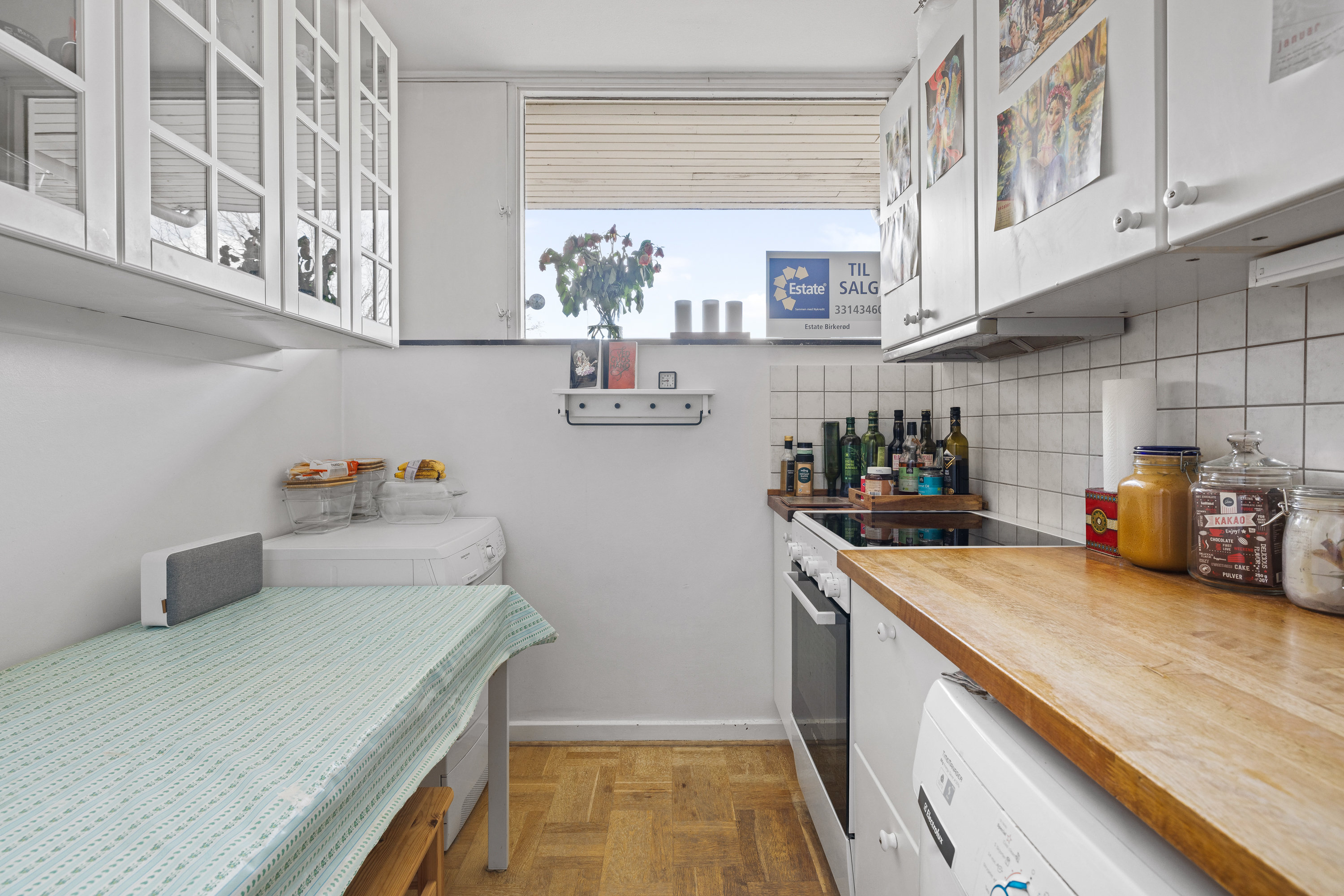 Fremhævet køkken billede i fuldskærmstilstand. Billede af Vandtårnsvej 3, 1. 63., 3460 Birkerød