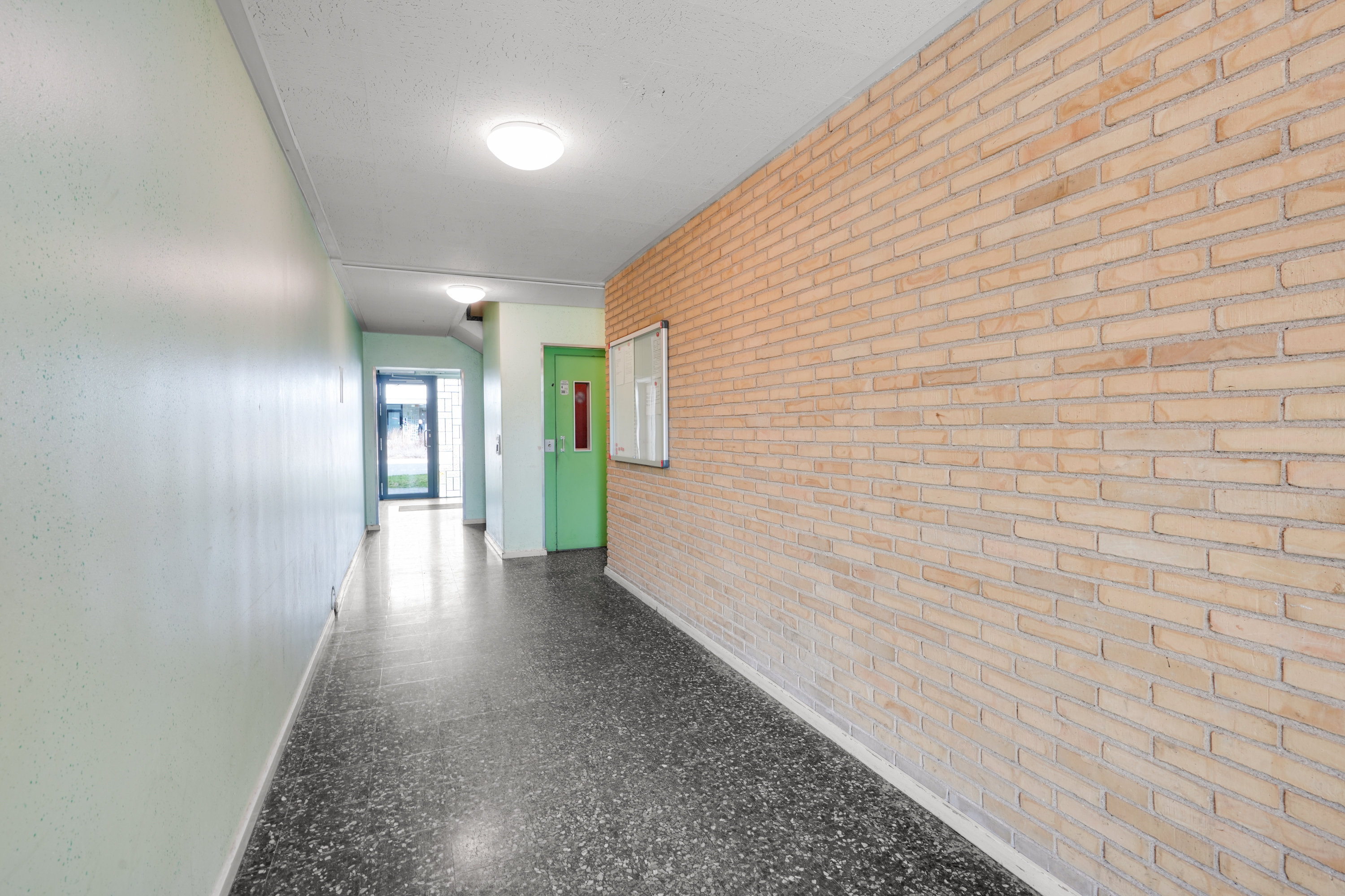 Fremhævet andet billede i fuldskærmstilstand. Billede af Vejlebrovej 72, 3. 2., 2635 Ishøj