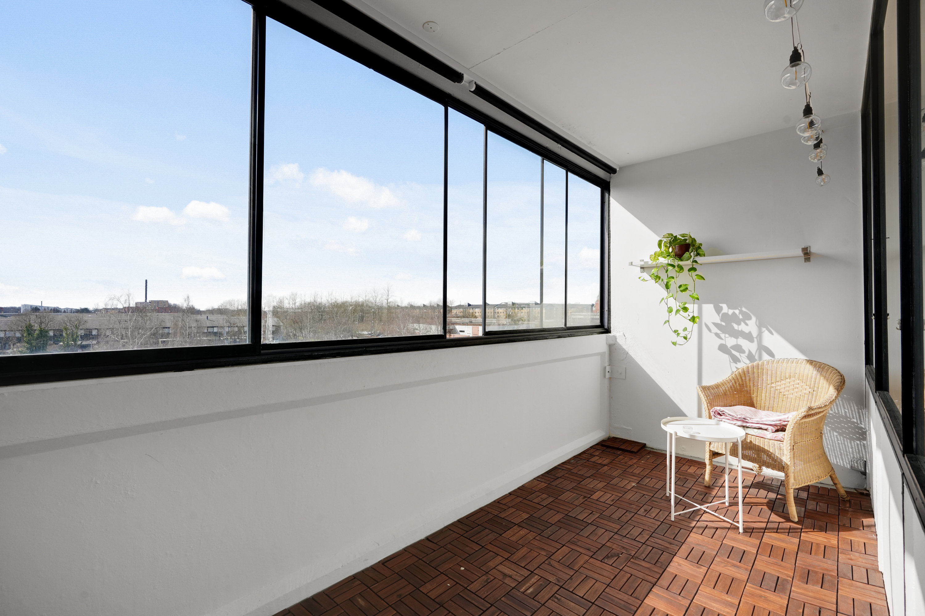 Fremhævet altan billede i fuldskærmstilstand. Billede af Vejlebrovej 72, 3. 2., 2635 Ishøj