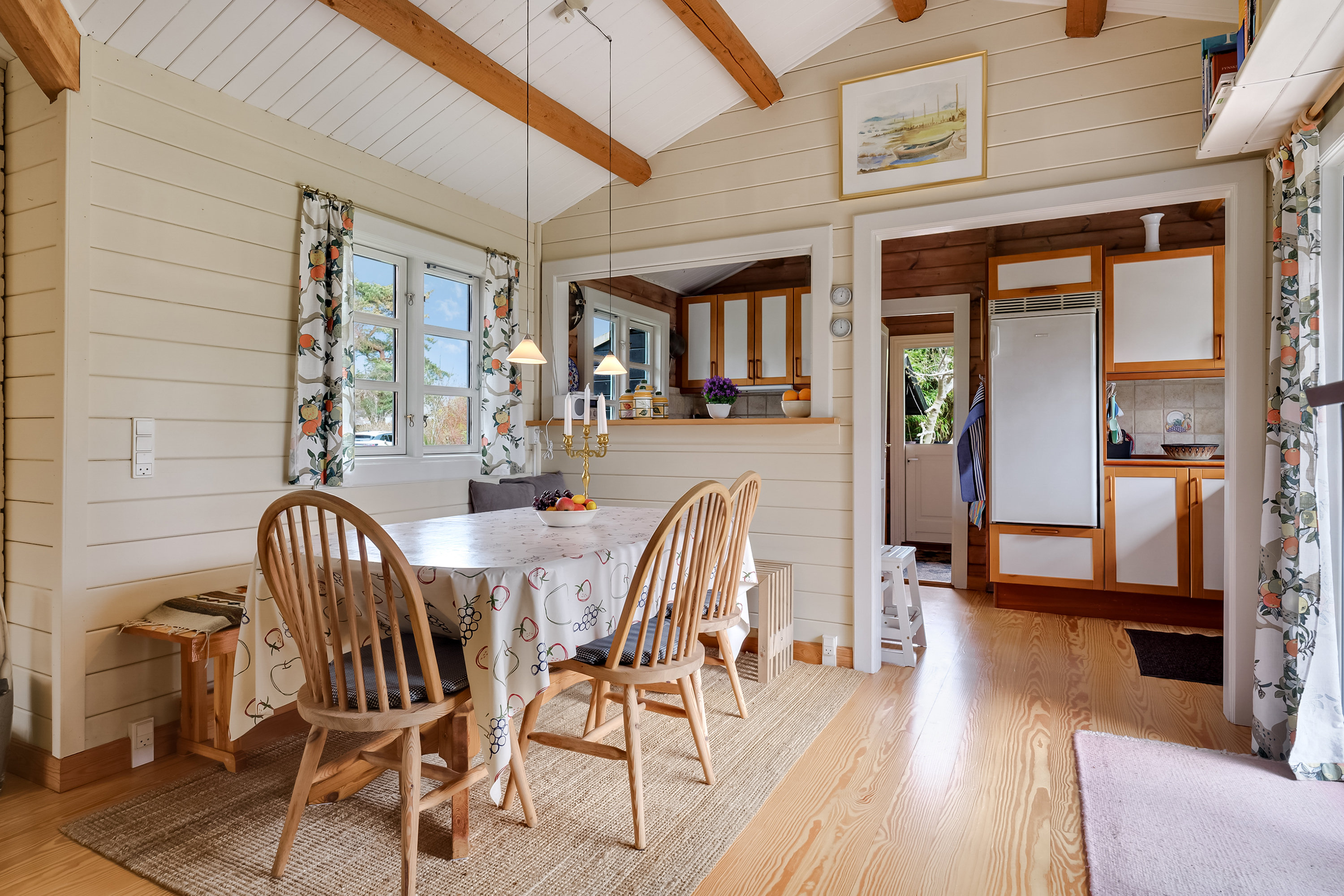 Fremhævet spisekrog billede i fuldskærmstilstand. Billede af Alpehau 35, Nordskov, 5390 Martofte