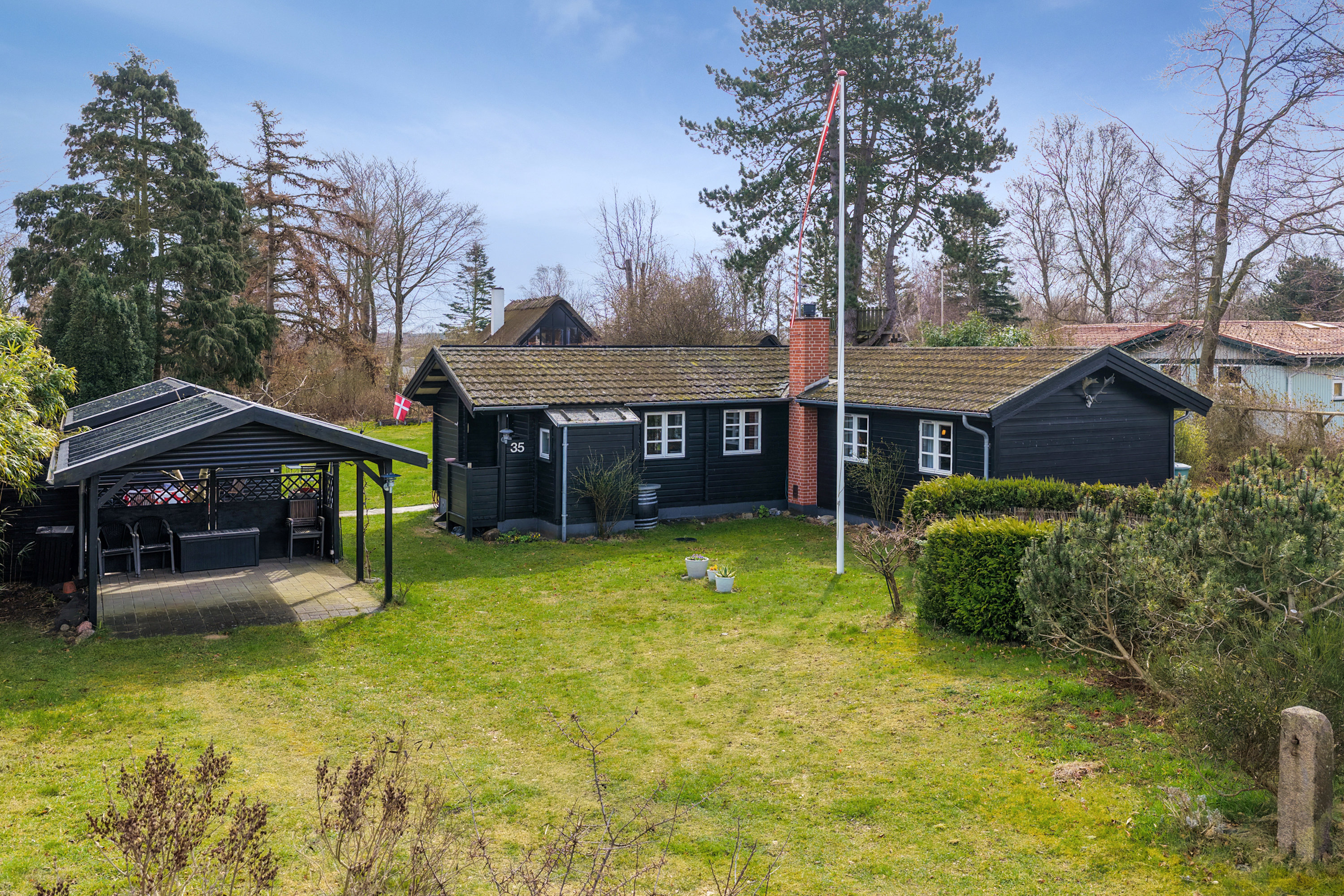 Fritidshus: Facade på Alpehau 35, Nordskov, 5390 Martofte