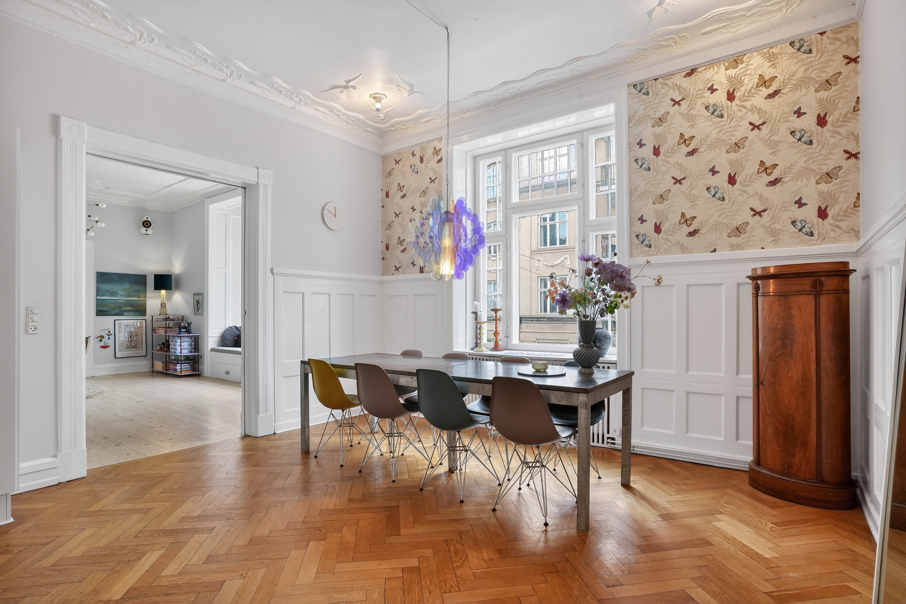 Fremhævet spisestue billede i fuldskærmstilstand. Billede af Sankt Jakobs Plads 6, 2. th., 2100 København Ø