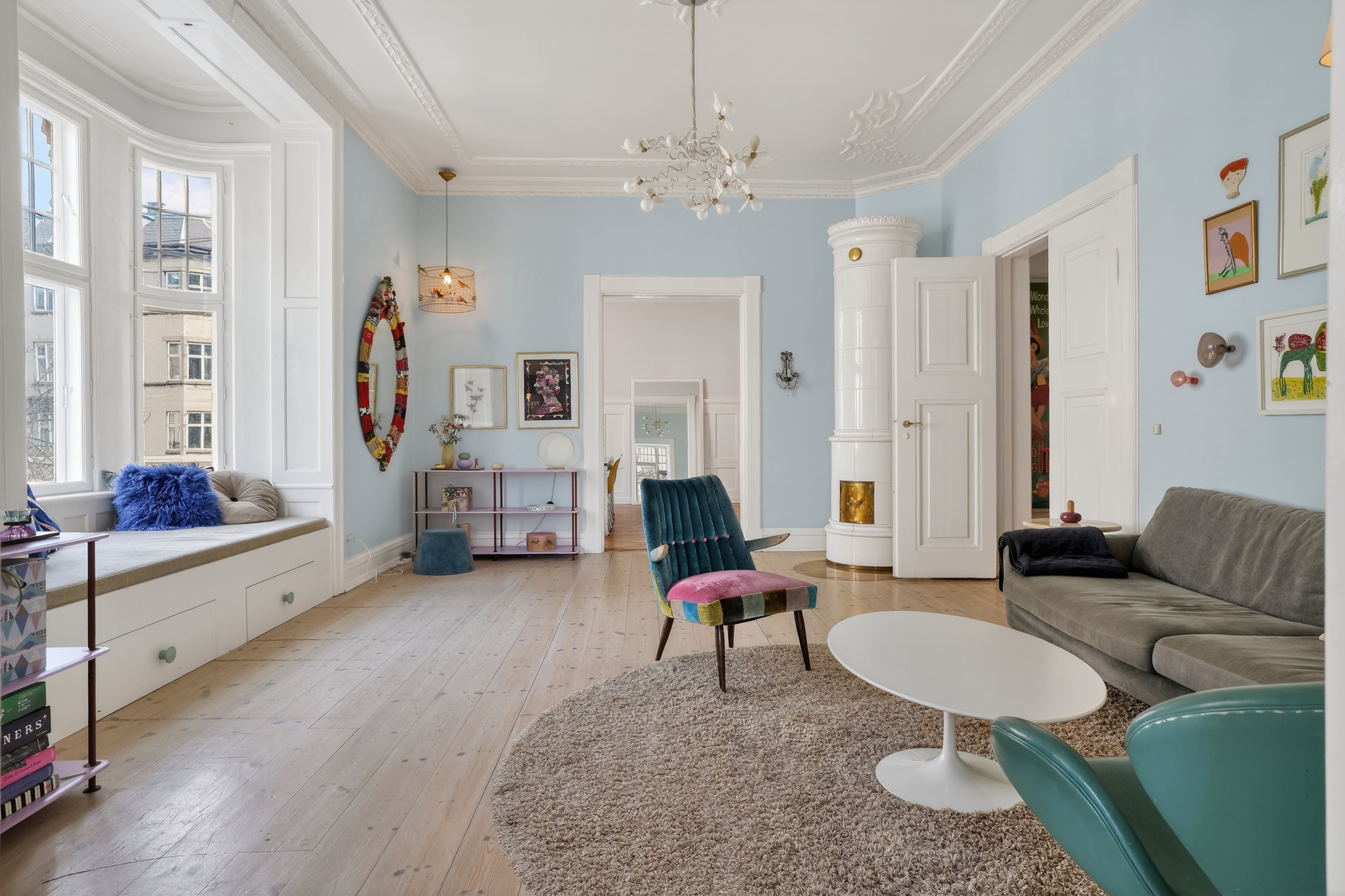 Fremhævet stue billede i fuldskærmstilstand. Billede af Sankt Jakobs Plads 6, 2. th., 2100 København Ø