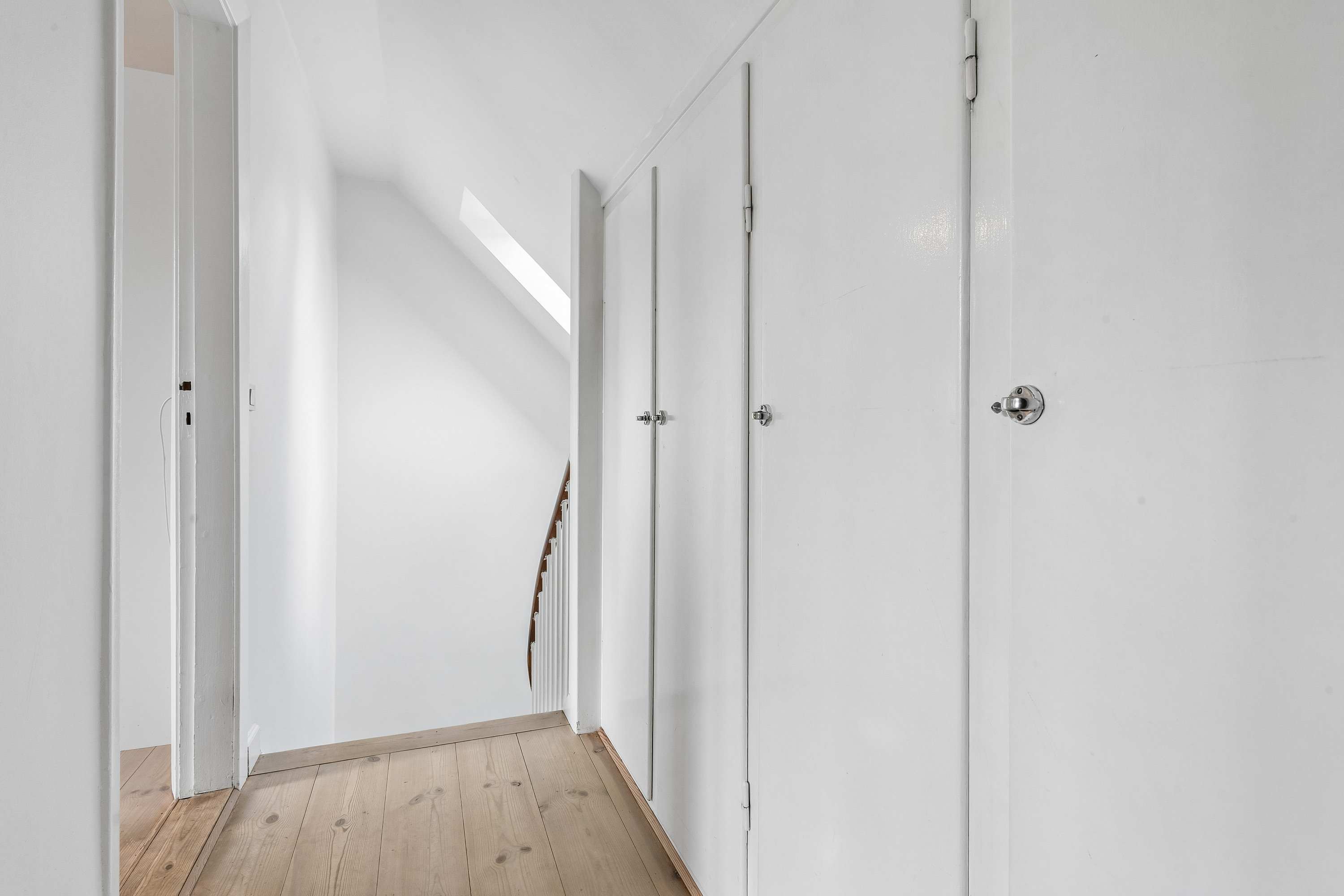 Fremhævet entré billede i fuldskærmstilstand. Billede af Sandtoften 33, 2800 Kongens Lyngby