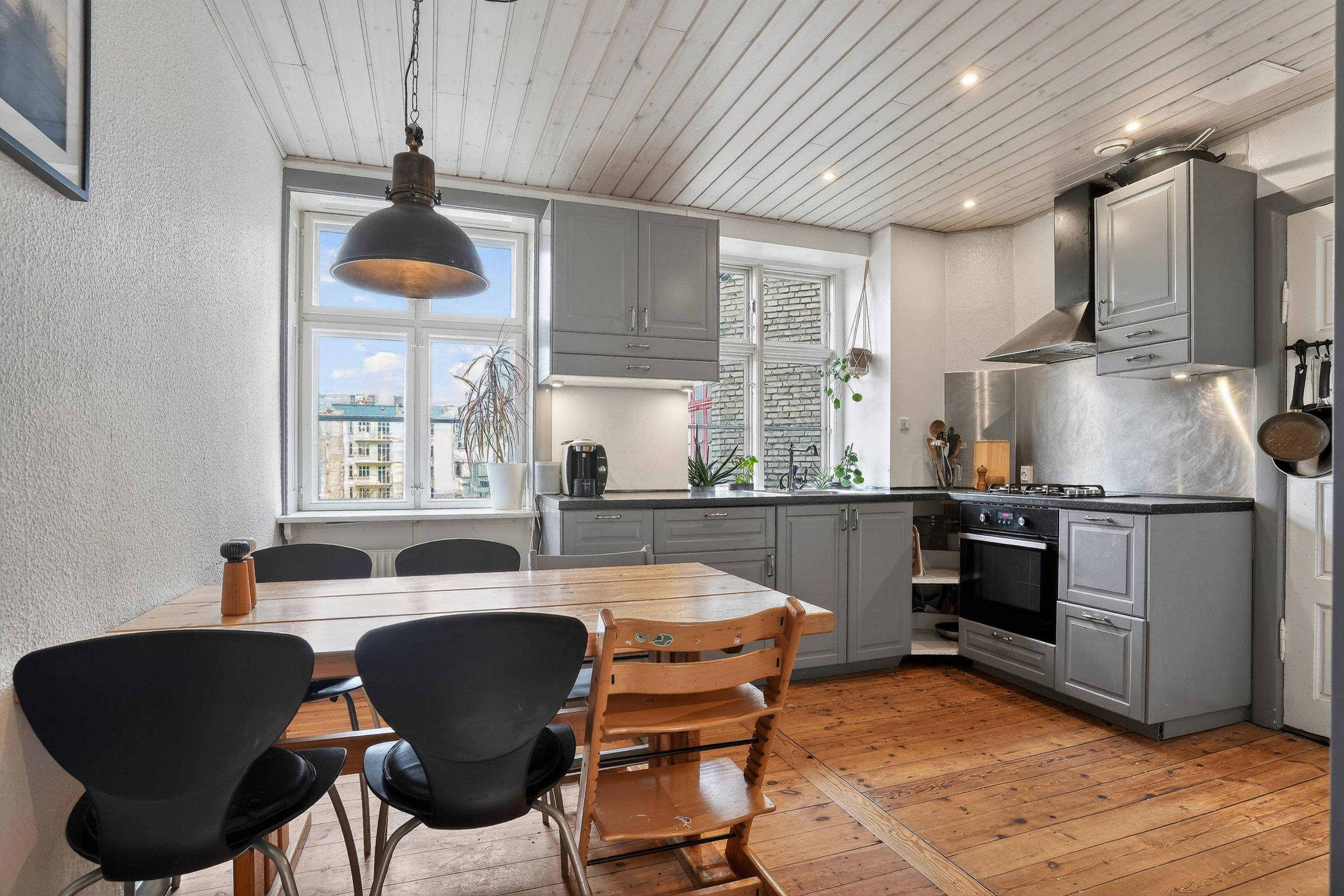 Fremhævet køkken billede i fuldskærmstilstand. Billede af Vordingborggade 27, 3. tv., 2100 København Ø