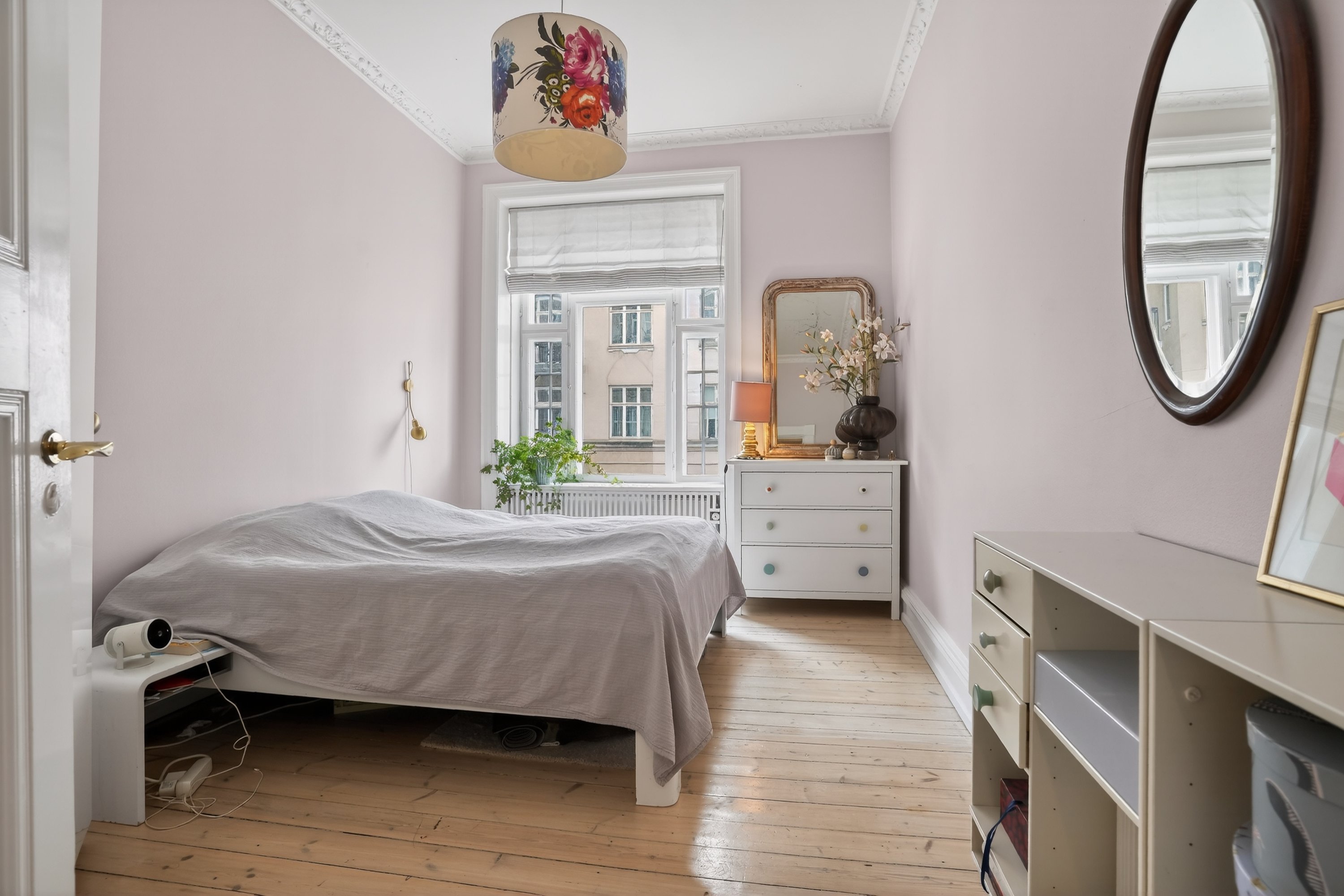 Fremhævet værelse billede i fuldskærmstilstand. Billede af Sankt Jakobs Plads 6, 2. th., 2100 København Ø